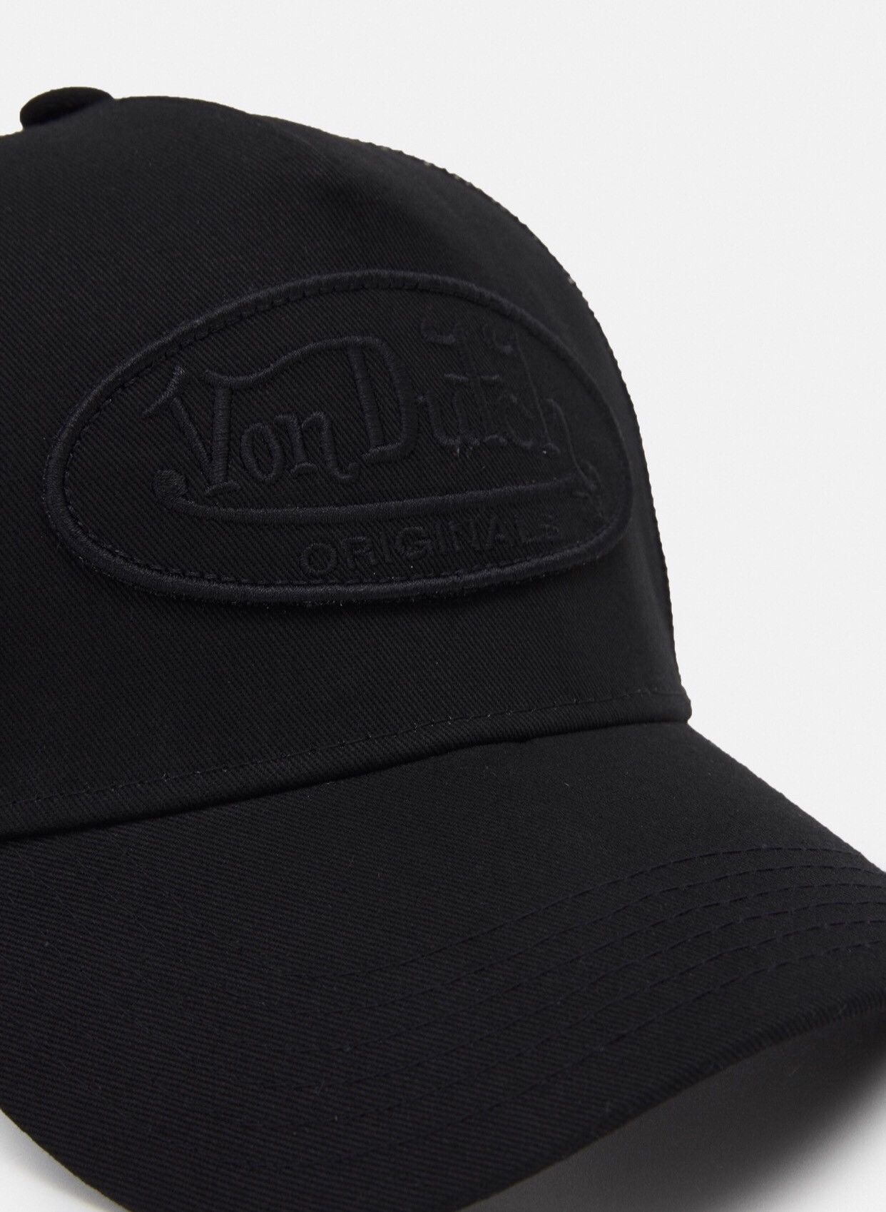 Triple Black 🖤 Von Dutch Drip Trucker Cap Hat