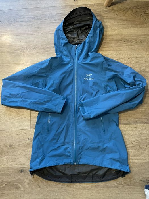 Arc'Teryx Blue arcteryx goretex jacket womens M vintage hiking y2k ...