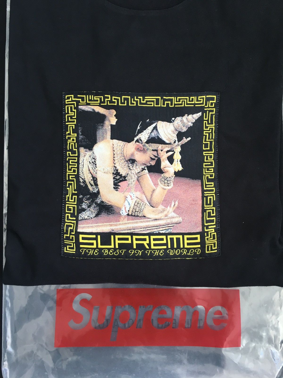 【希少】SUPREME Best In The World L/S Tee Supreme Best in the World L S Tee (FW17) - $110