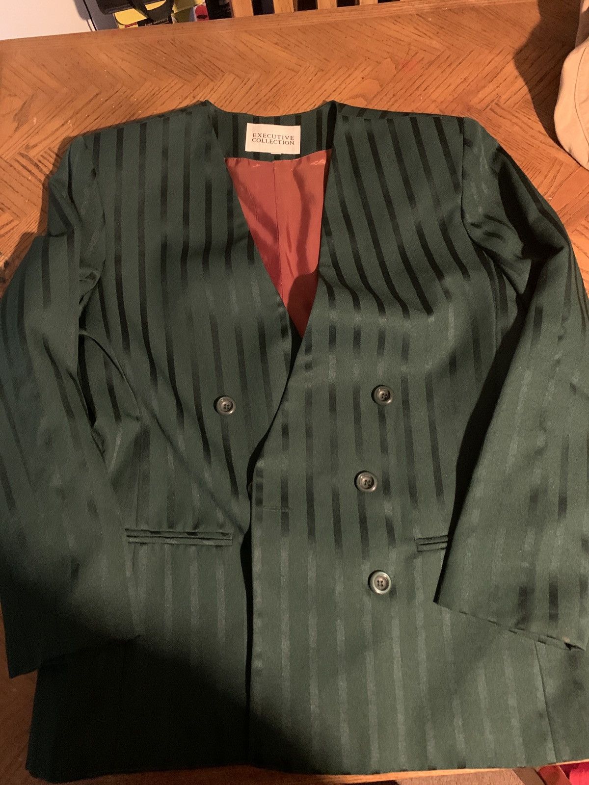 Vintage Vintage Double Breasted pinstriped blazer made in USA Size US M / EU 48-50 / 2 - 1 Thumbnail