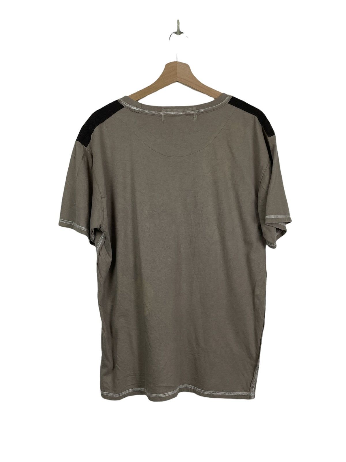 Designer REWIND Distressed Graphic Tee – Rare 2000s Street Find Size US L / EU 52-54 / 3 - 2 Thumbnail