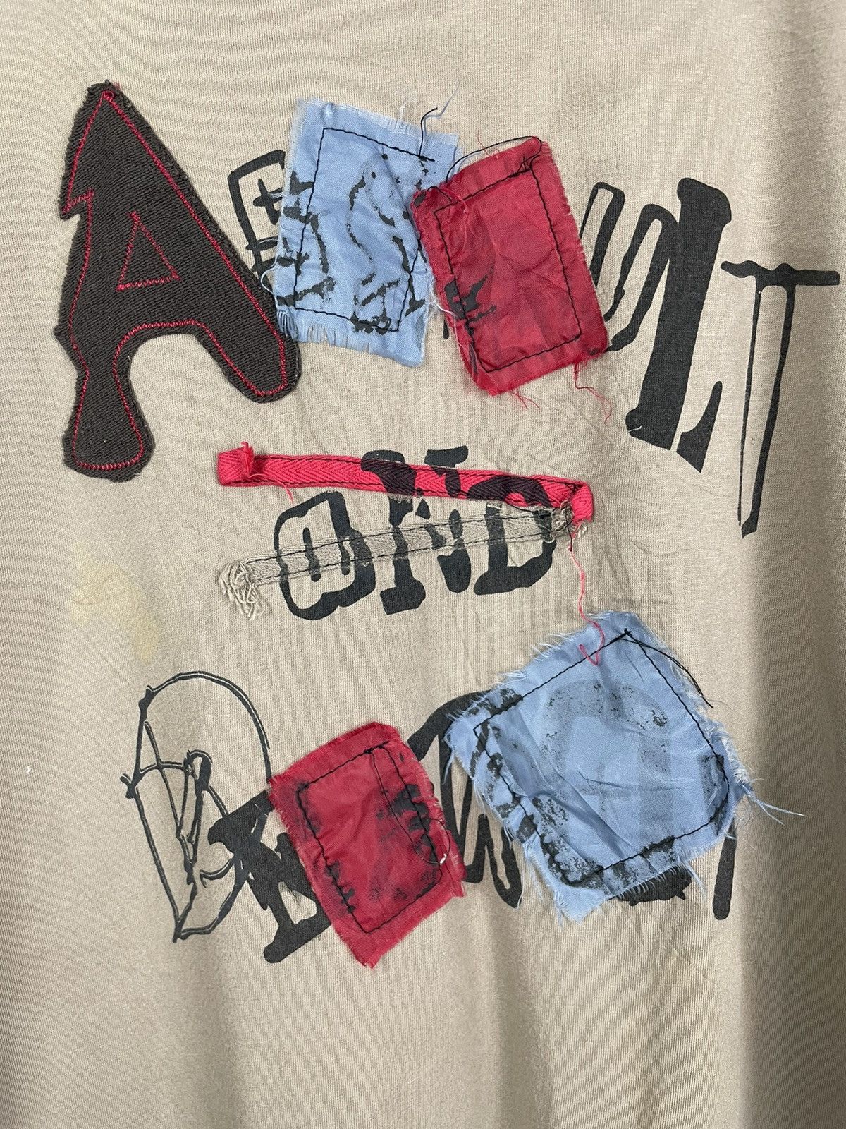Designer REWIND Distressed Graphic Tee – Rare 2000s Street Find Size US L / EU 52-54 / 3 - 9 Thumbnail