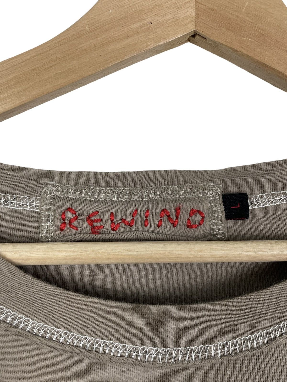 Designer REWIND Distressed Graphic Tee – Rare 2000s Street Find Size US L / EU 52-54 / 3 - 3 Thumbnail