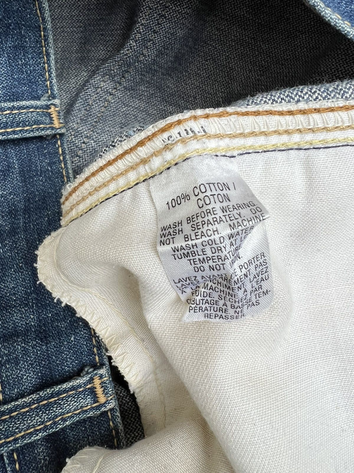 Levi's Vintage 80s Levi’s White Tab Fade Denim Trashed Jeans Size US 31 - 23 Thumbnail