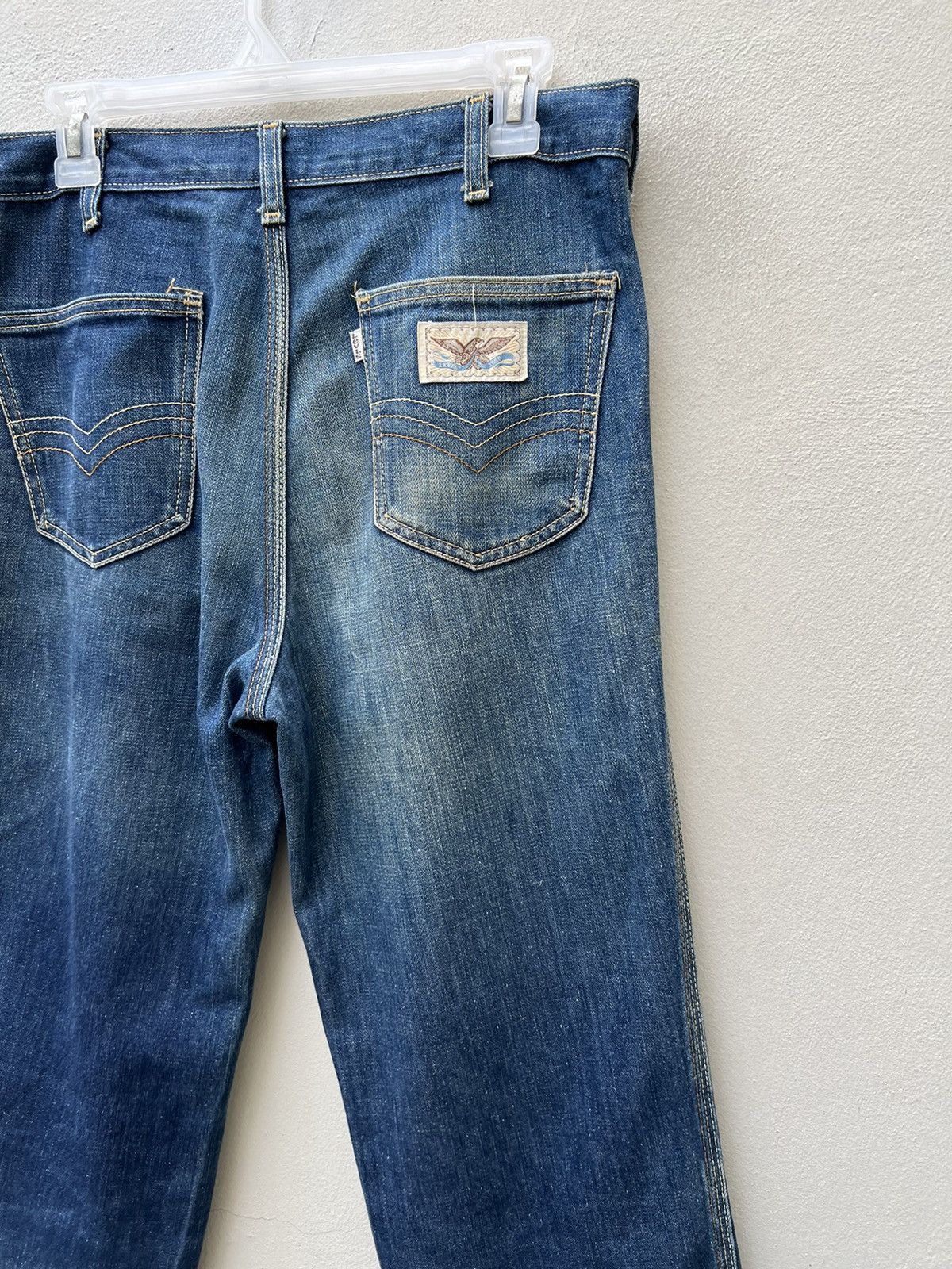 Levi's Vintage 80s Levi’s White Tab Fade Denim Trashed Jeans Size US 31 - 19 Thumbnail