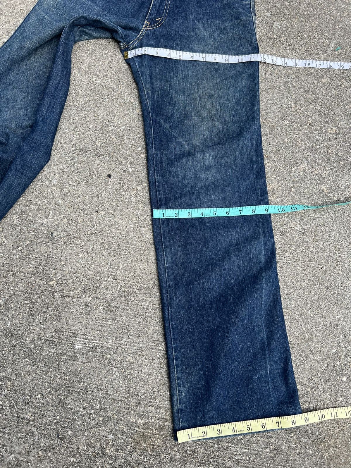 Levi's Vintage 80s Levi’s White Tab Fade Denim Trashed Jeans Size US 31 - 3 Thumbnail