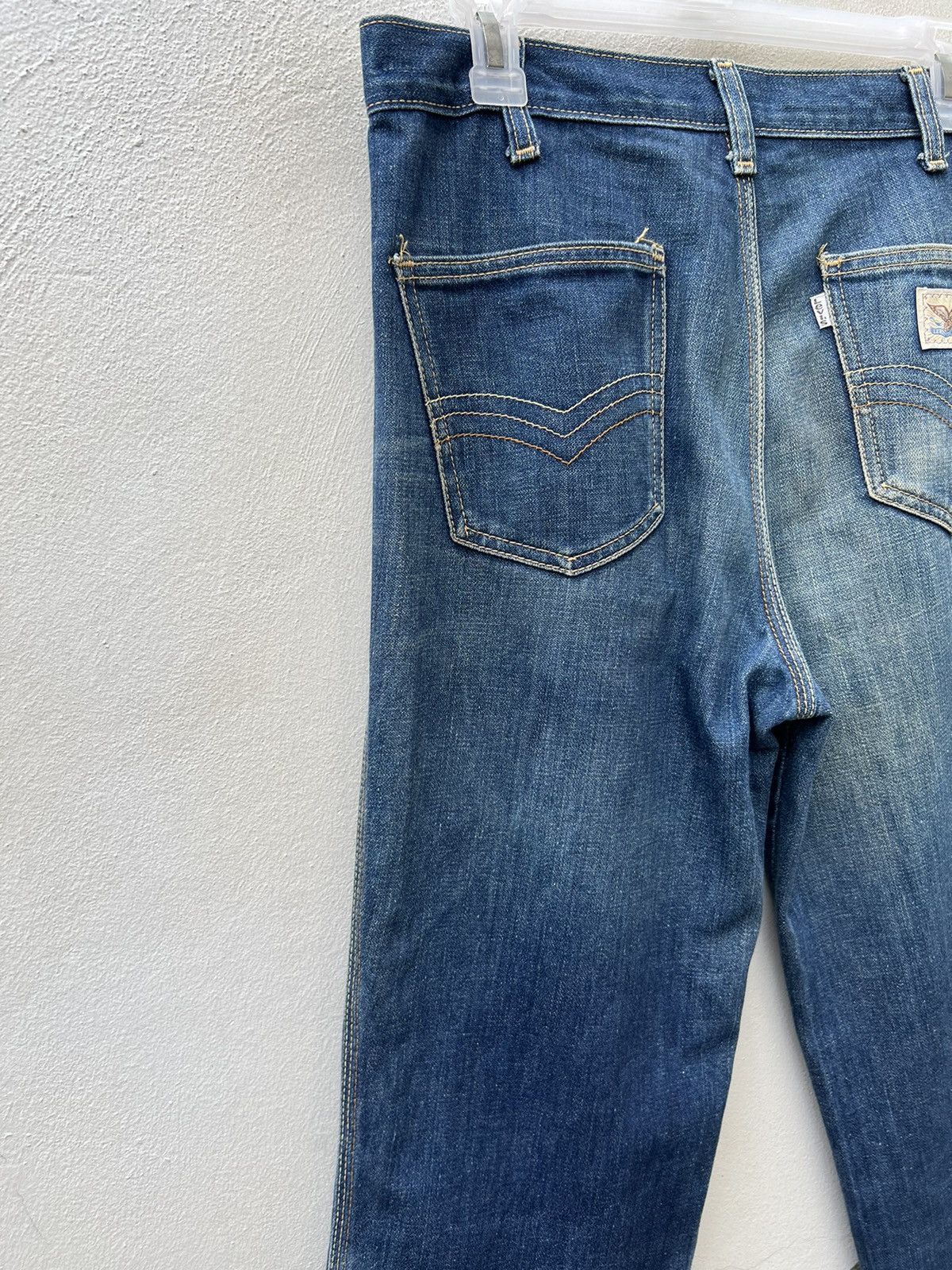 Levi's Vintage 80s Levi’s White Tab Fade Denim Trashed Jeans Size US 31 - 17 Thumbnail