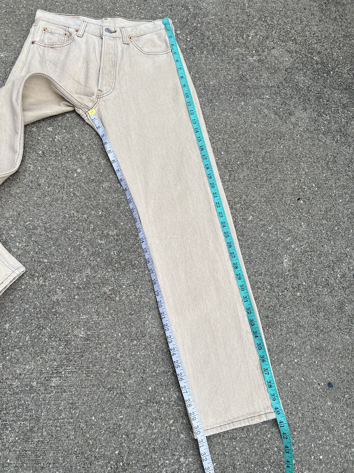 Levi's Vintage 1996 Levi’s 501 Fade Cream Denim Jeans Size US 29 - 4 Thumbnail