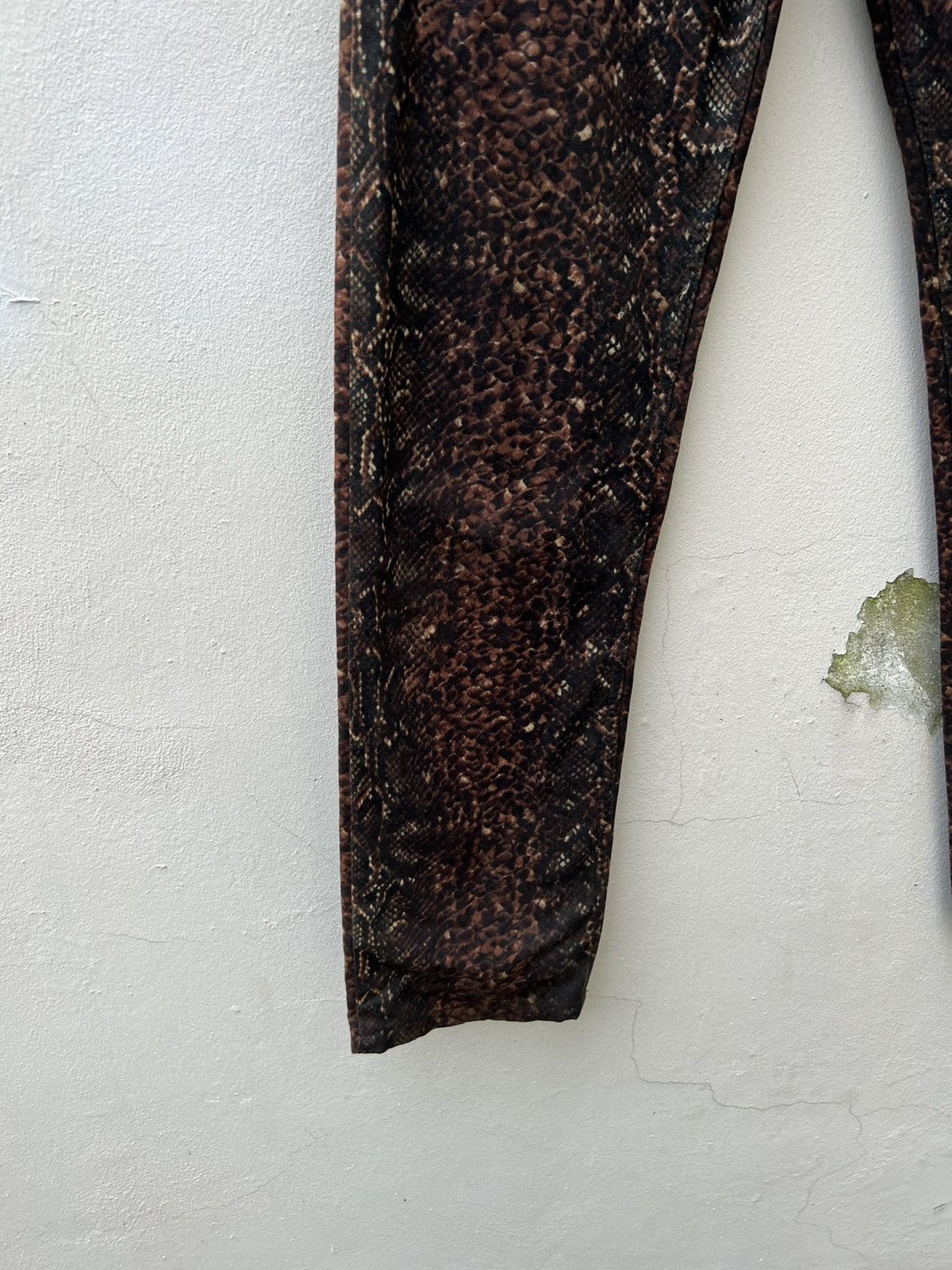 A.P.C. Vintage A.P.C. Python Scales Design Waxed Jeans Size US 28 / EU 44 - 9 Thumbnail