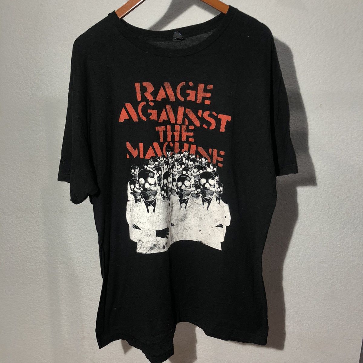 Band Tees RAGE AGAINST THE MACHINE TEE 2014 Size US XL / EU 56 / 4 - 1 Thumbnail