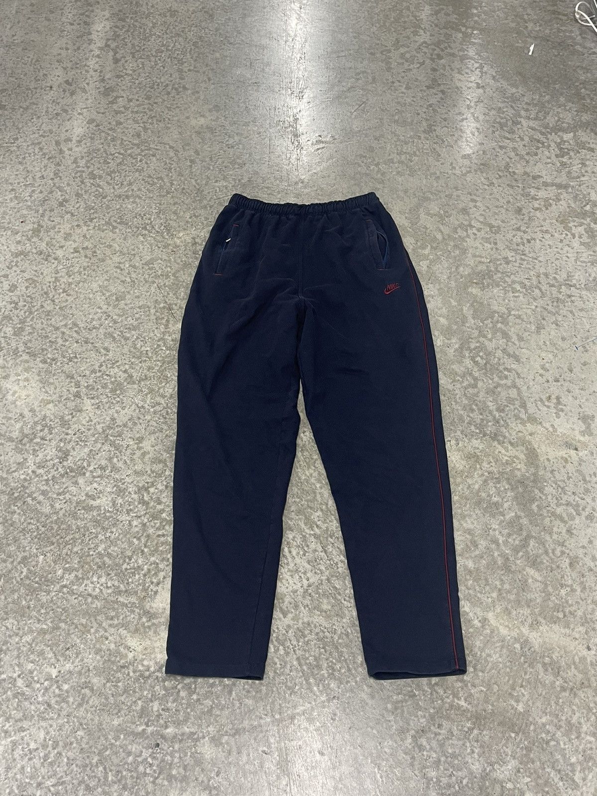 nike vintage sweatpants mens