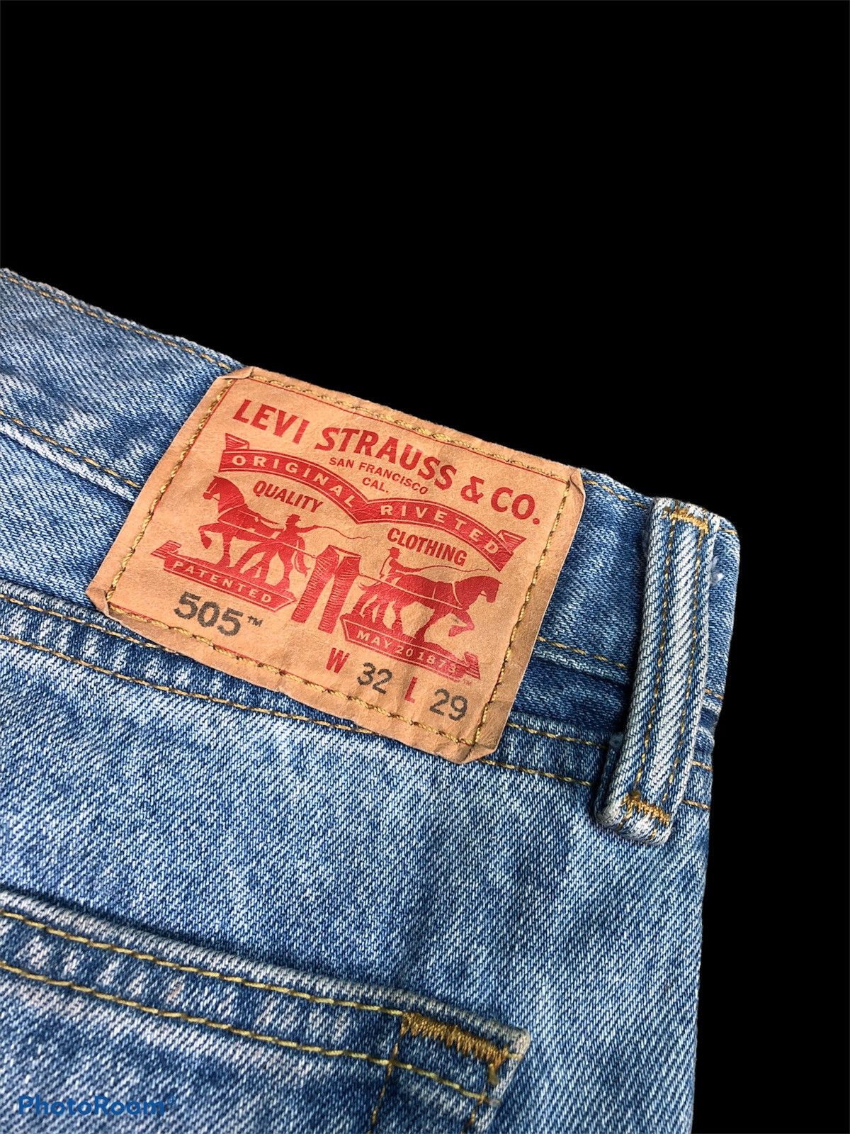 Levi's LEVIS 505 135 years ANNIVERSERY DISTRESSED DENIM Size US 33 - 3 Thumbnail