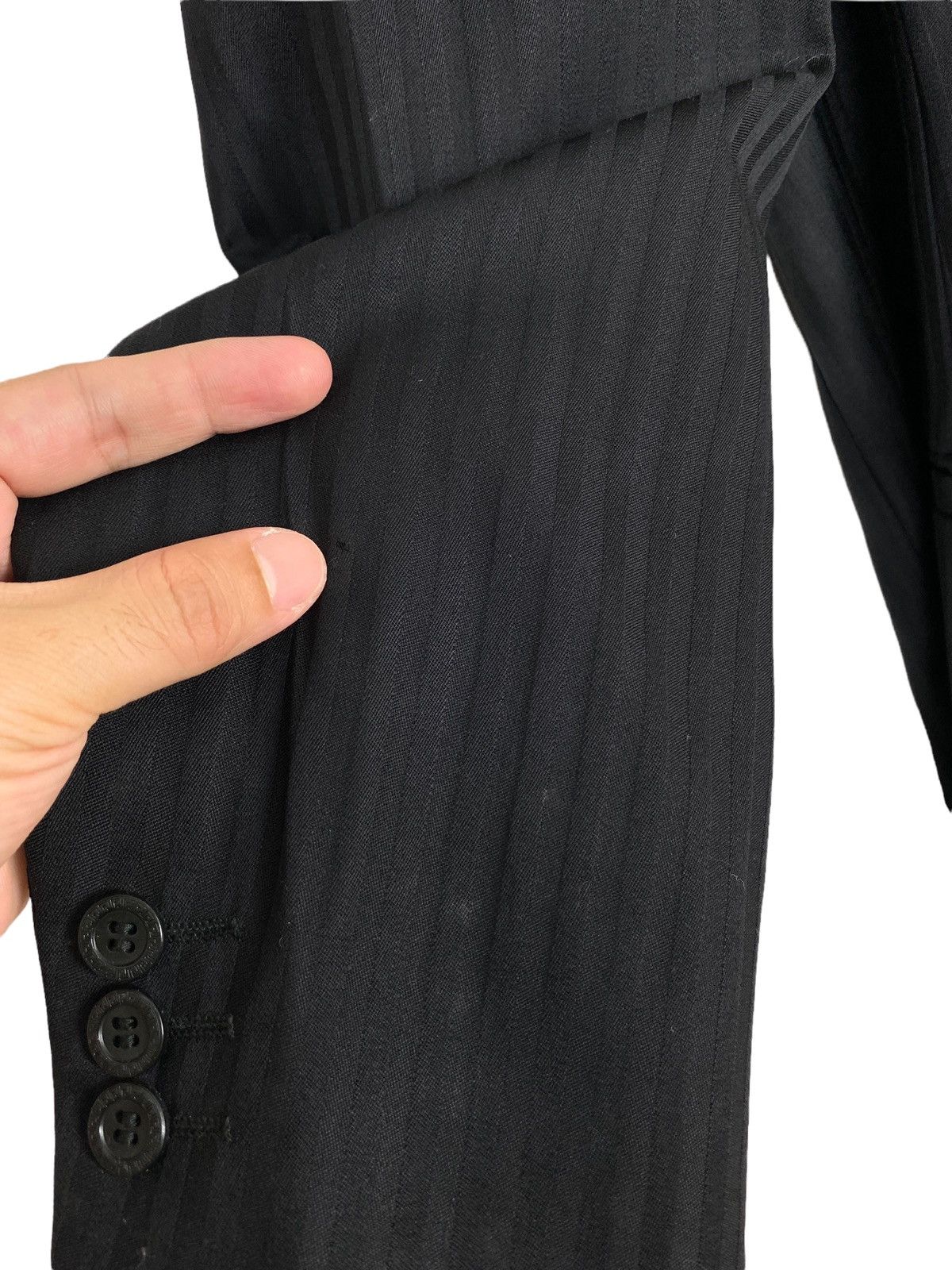 Versace Vintage Versace Classic V2 Pinstripe Blazer Made Italy Size 44L - 12 Thumbnail
