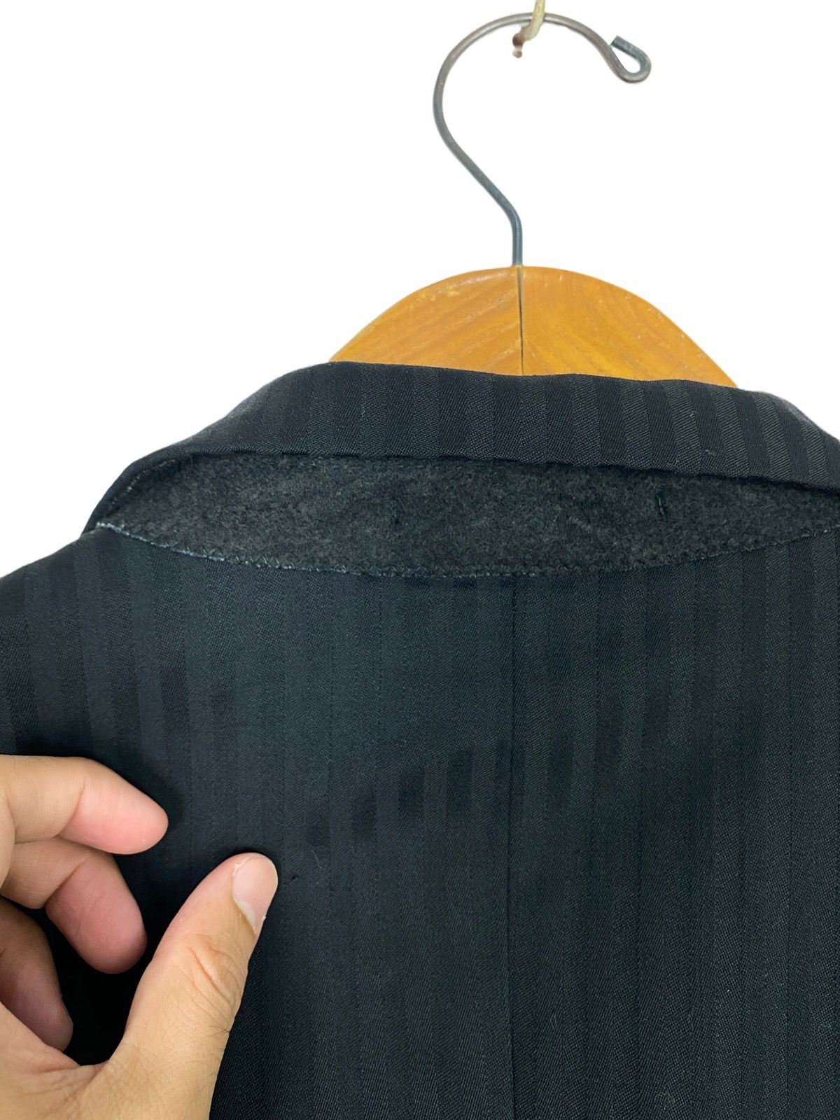 Versace Vintage Versace Classic V2 Pinstripe Blazer Made Italy Size 44L - 10 Thumbnail