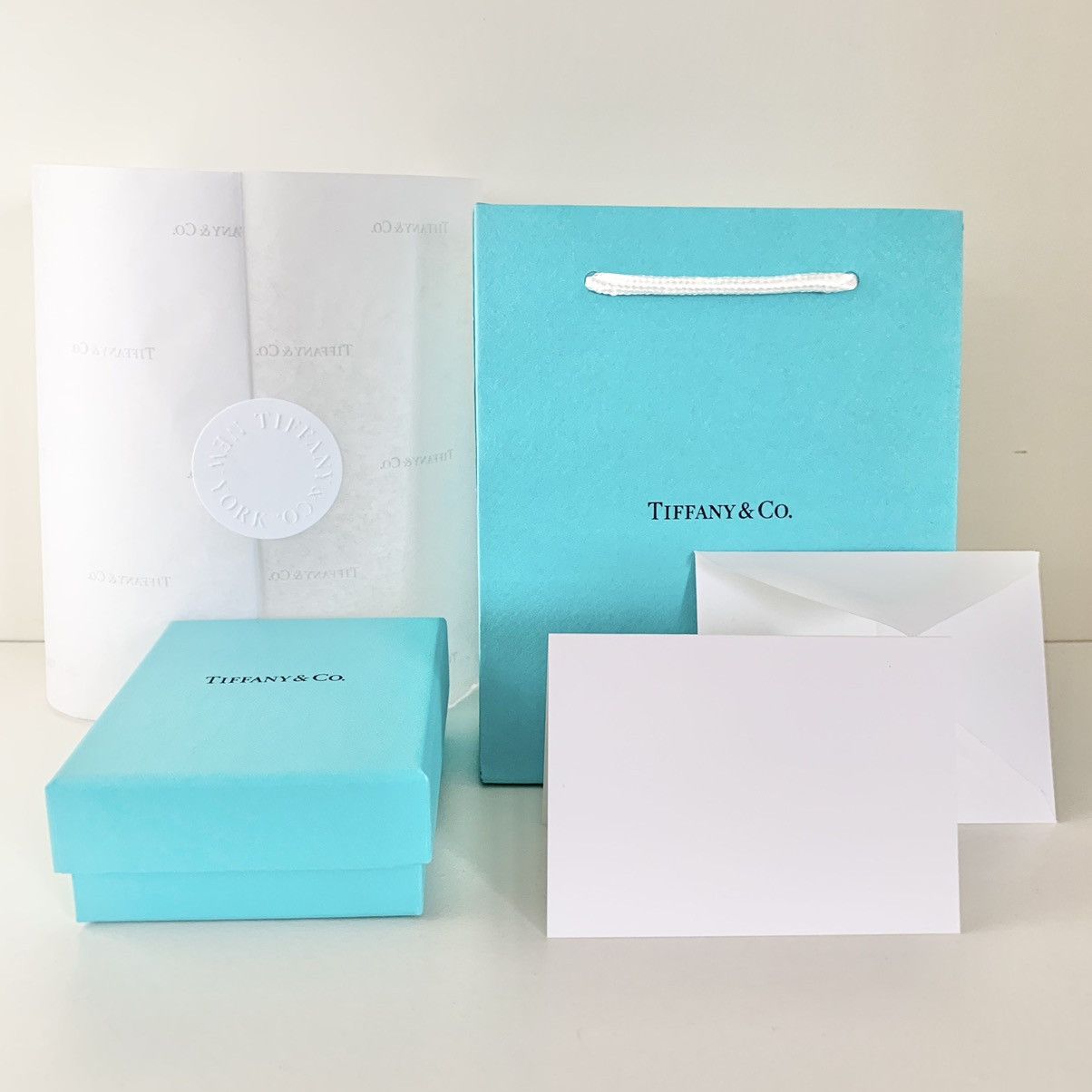 Tiffany & Co. Gift giving set box bag card empty Size ONE SIZE - 1 Thumbnail