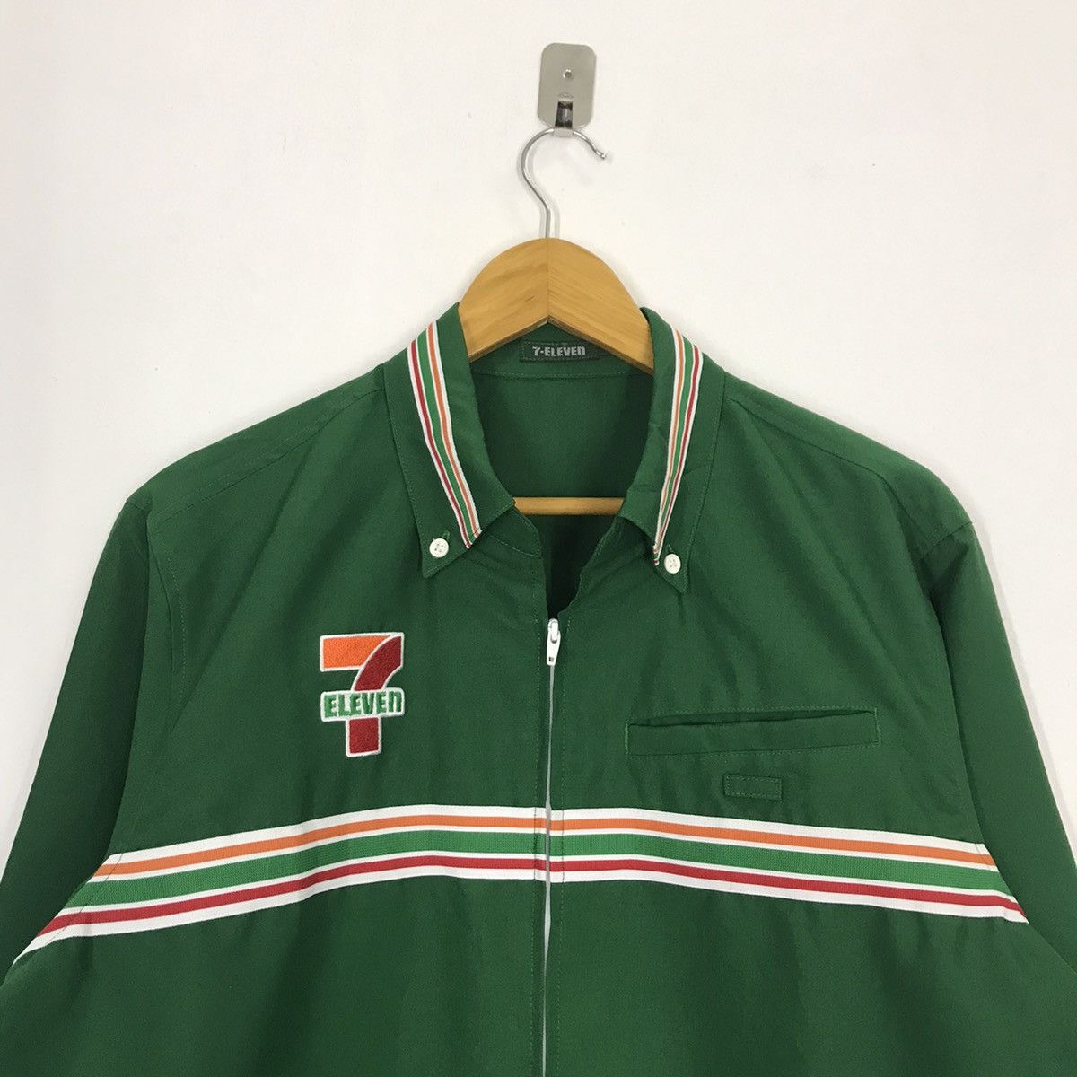 Japanese Brand × Vintage 🇯🇵 Vintage 7 Eleven Japan Uniform Workwear Jacket Size US L / EU 52-54 / 3 - 2 Thumbnail