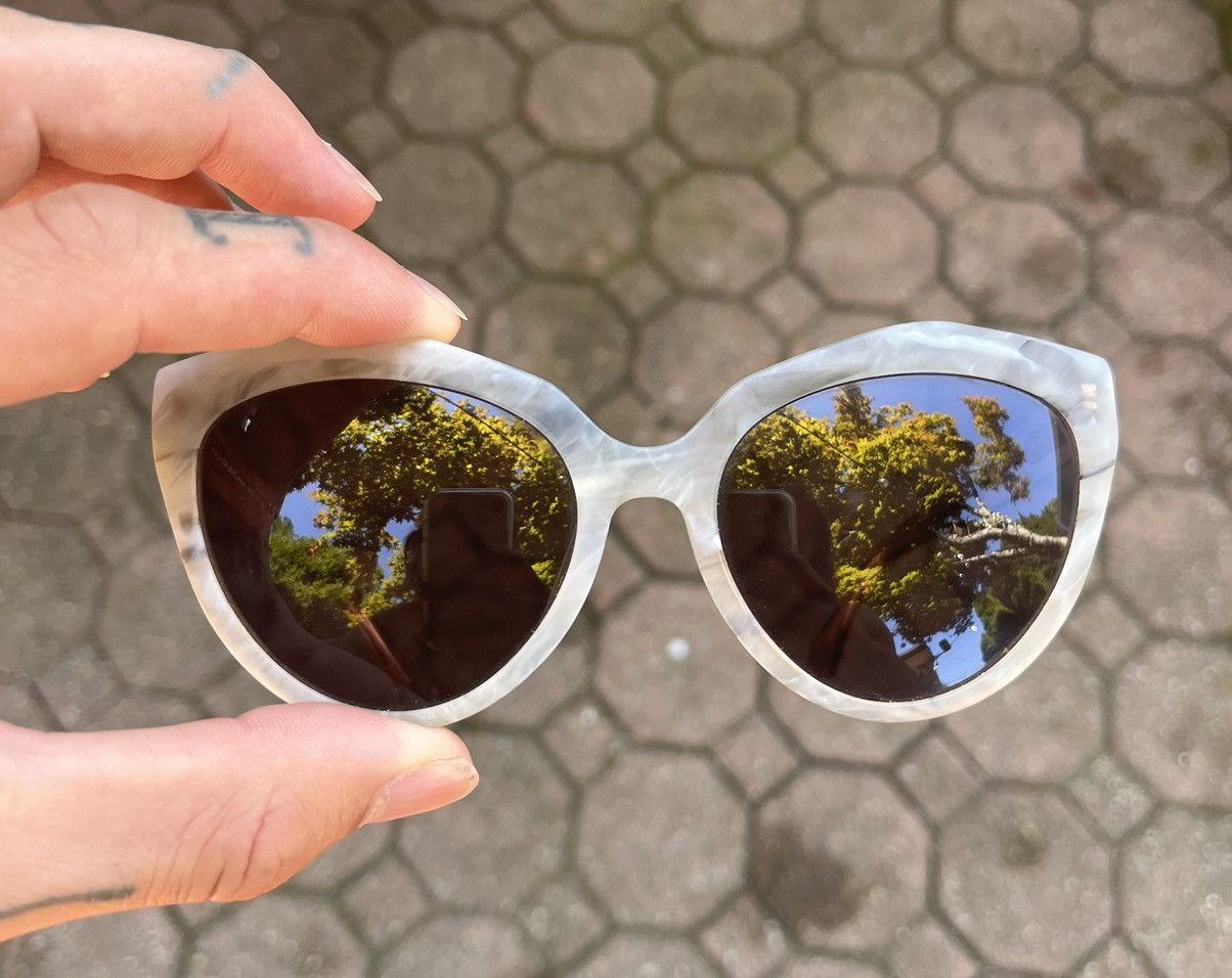 Balenciaga Balenciaga marble gold embroidered sunglasses Size ONE SIZE - 1 Thumbnail