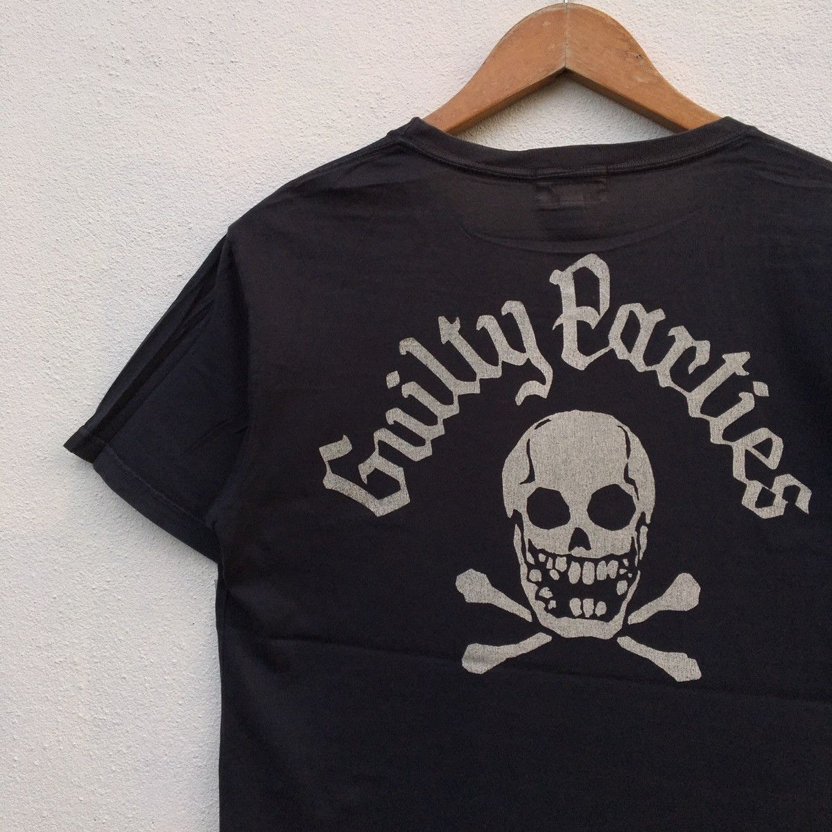 Wacko Maria WACKO MARIA GUILTY PARTIES SKULL DESIGN T-SHIRT Size US M / EU 48-50 / 2 - 4 Thumbnail