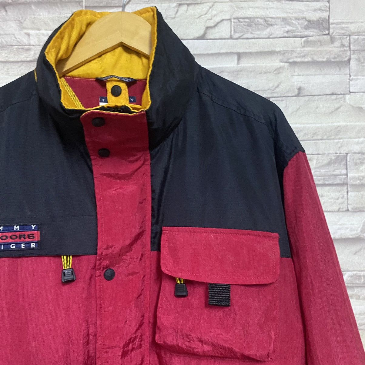 Tommy Hilfiger Vintage Tommy Hilfiger Expedition Outdoor Jacket Size US M / EU 48-50 / 2 - 4 Thumbnail