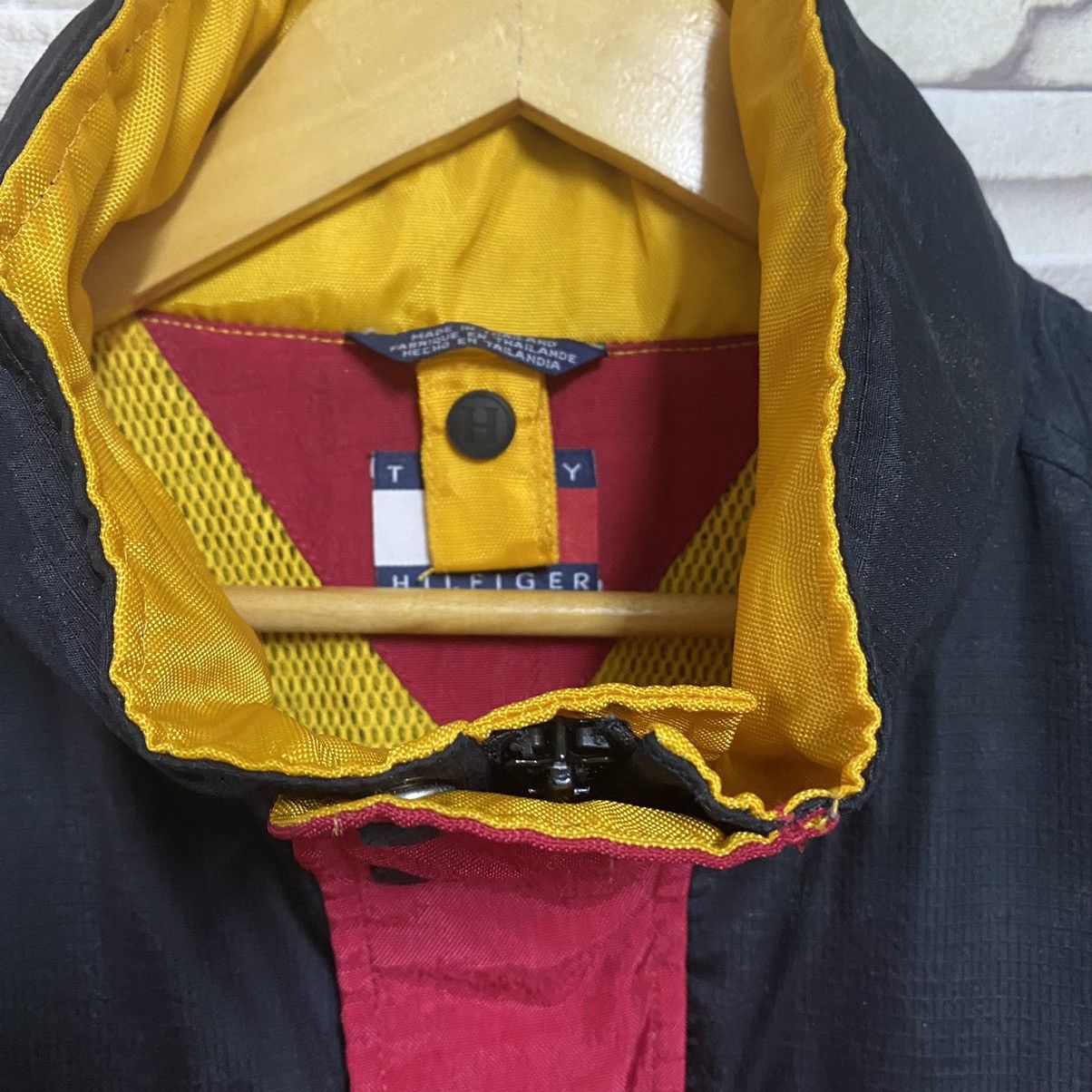 Tommy Hilfiger Vintage Tommy Hilfiger Expedition Outdoor Jacket Size US M / EU 48-50 / 2 - 9 Thumbnail