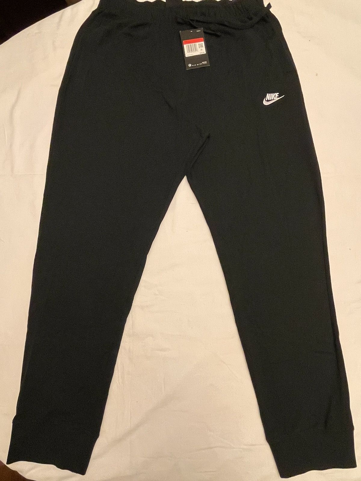 Nike Nike Mens Taper Leg Sweats Sz L Black | Grailed