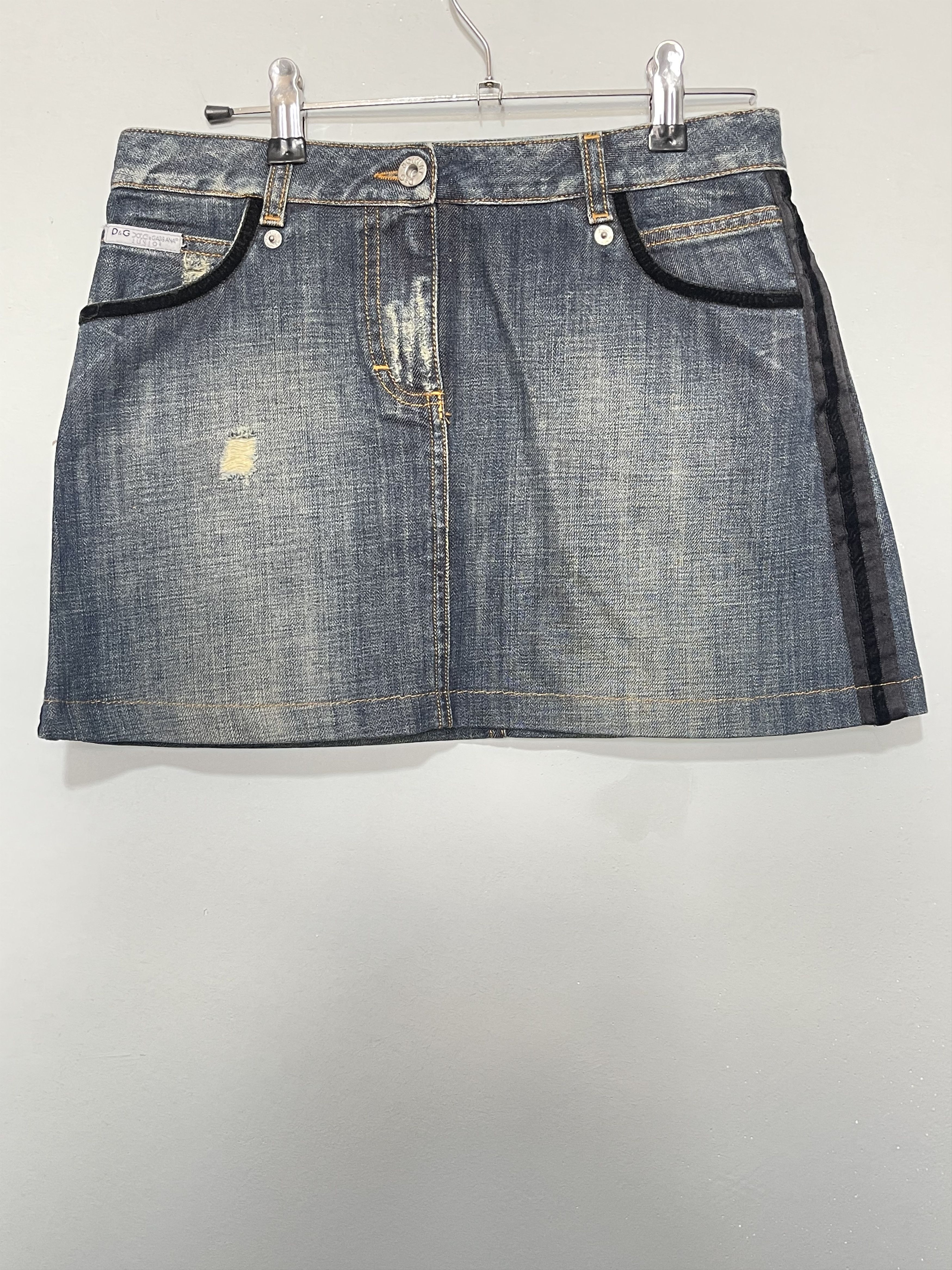 Dolce & Gabbana Denim skirt dolce gabbana women xs 14 years d&g Size 26" / US 2 / IT 38 - 1 Thumbnail