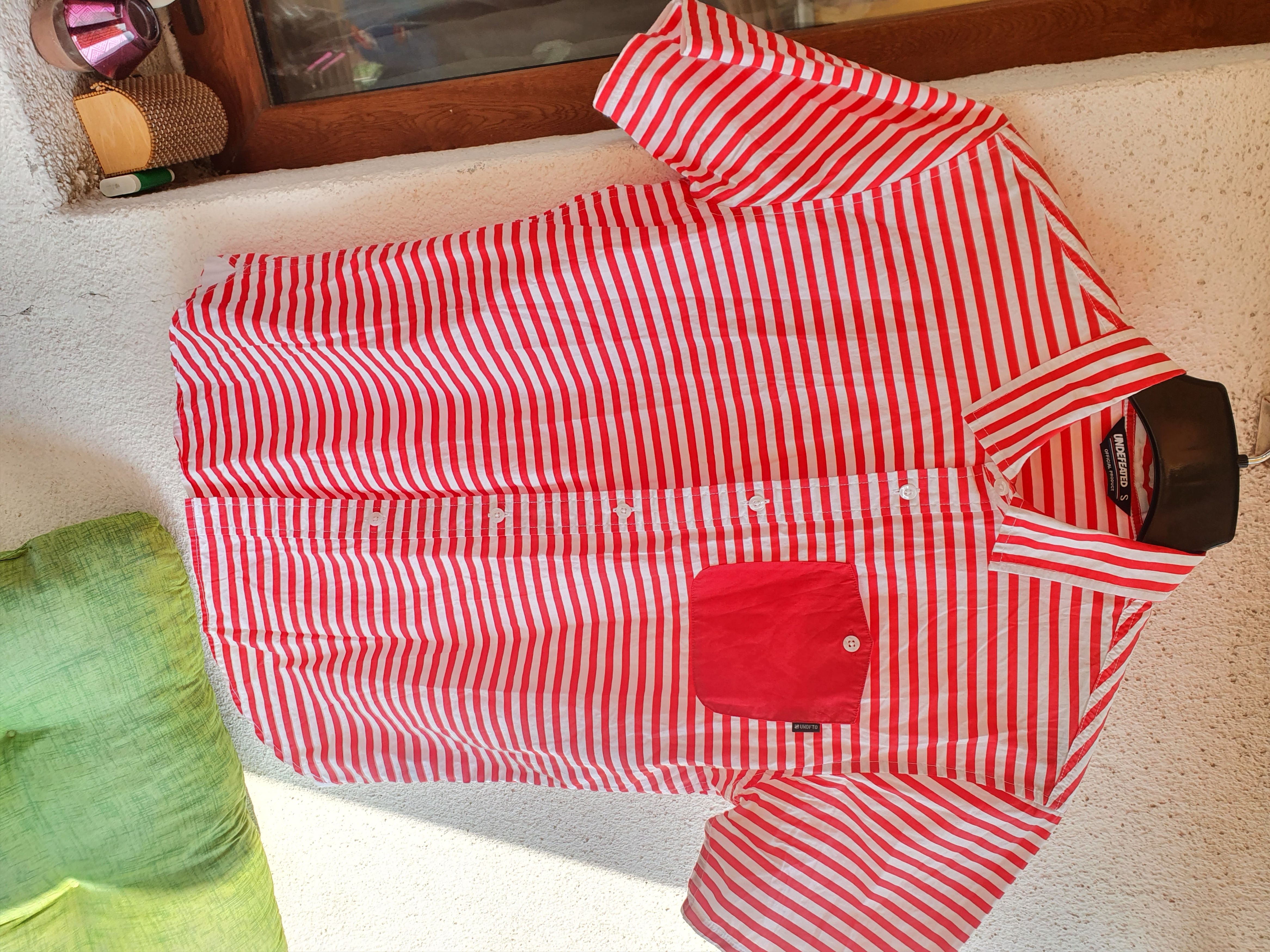 Undefeated Undefeated Red/White striped short sleeve button up shirt,S Size US S / EU 44-46 / 1 - 1 Thumbnail