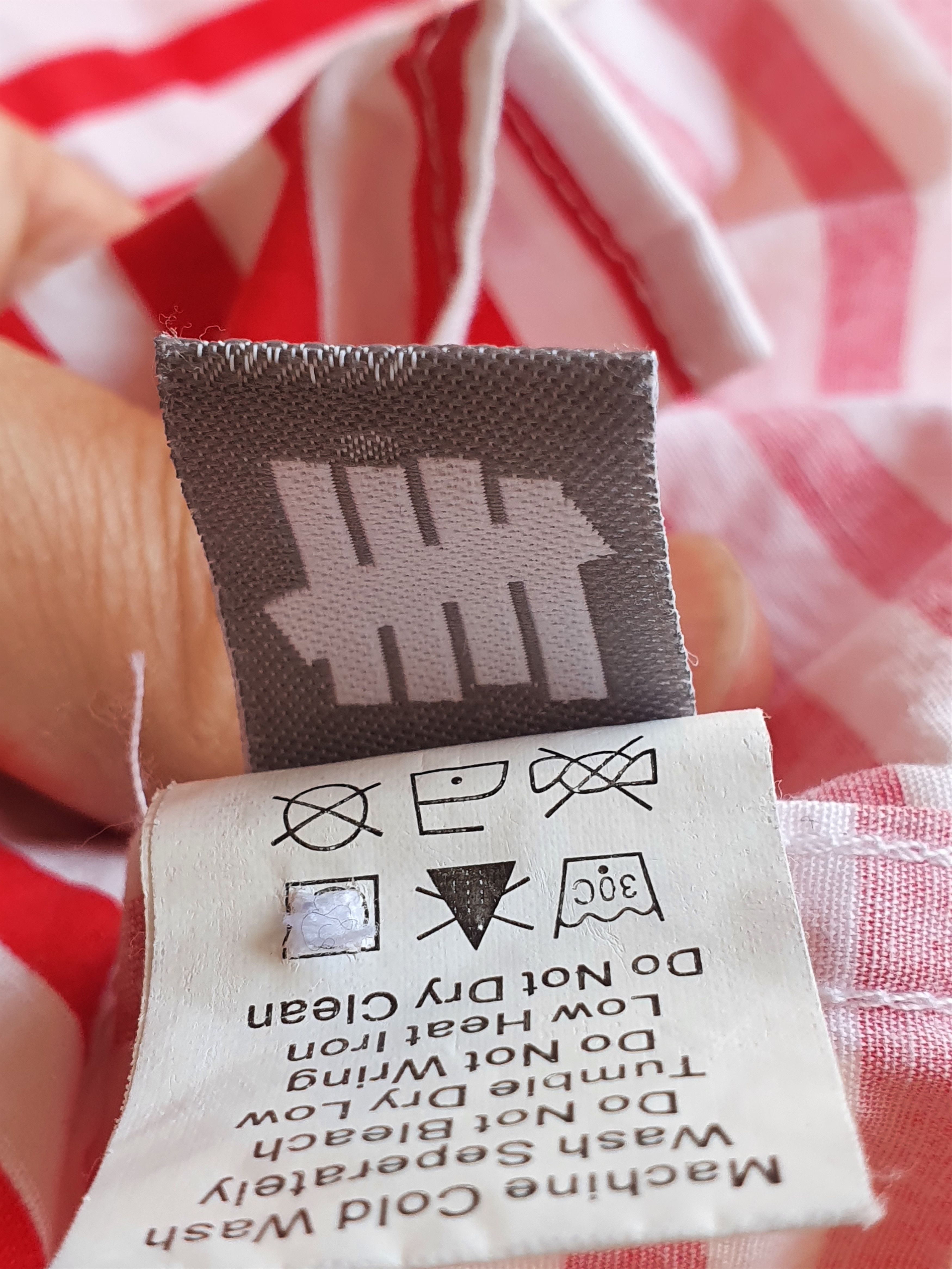 Undefeated Undefeated Red/White striped short sleeve button up shirt,S Size US S / EU 44-46 / 1 - 14 Thumbnail