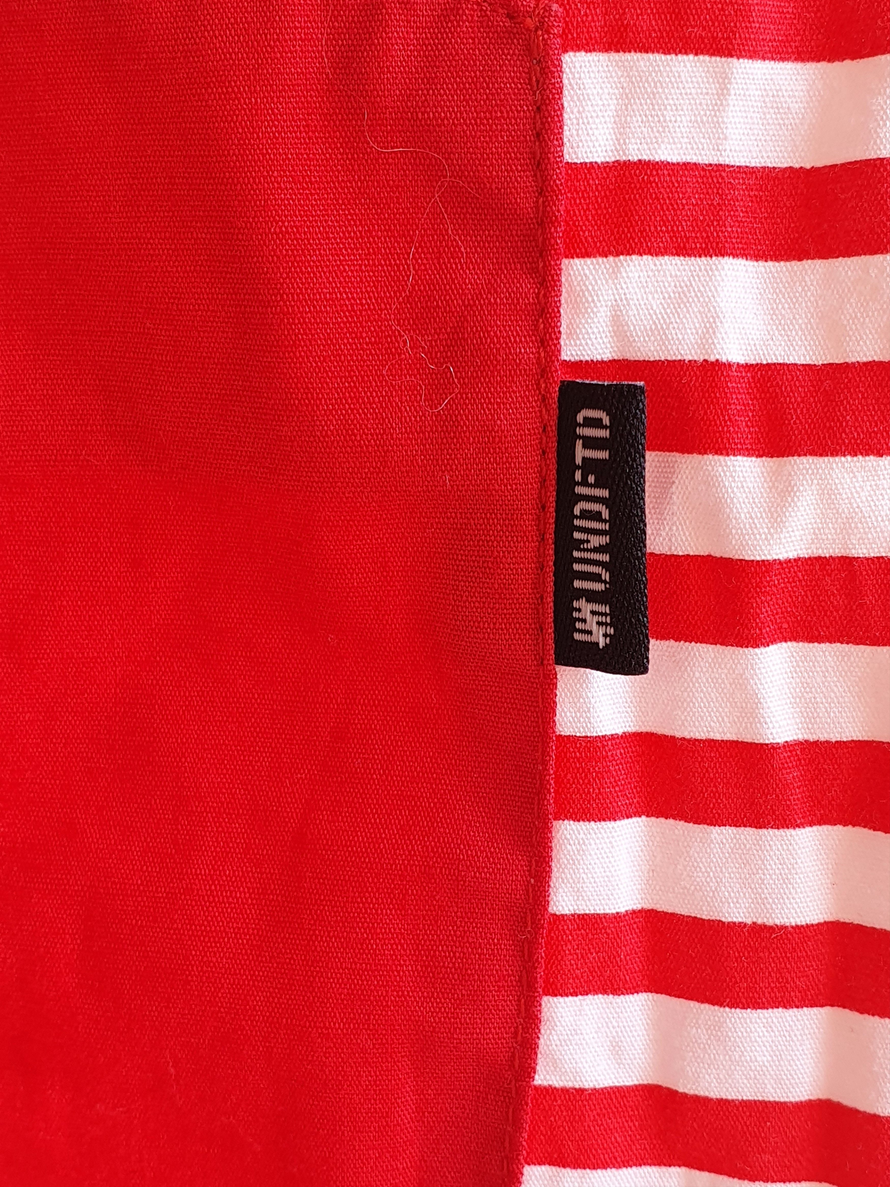 Undefeated Undefeated Red/White striped short sleeve button up shirt,S Size US S / EU 44-46 / 1 - 9 Thumbnail