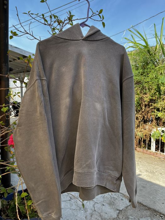 Yeezy season 6 hoodie on sale core