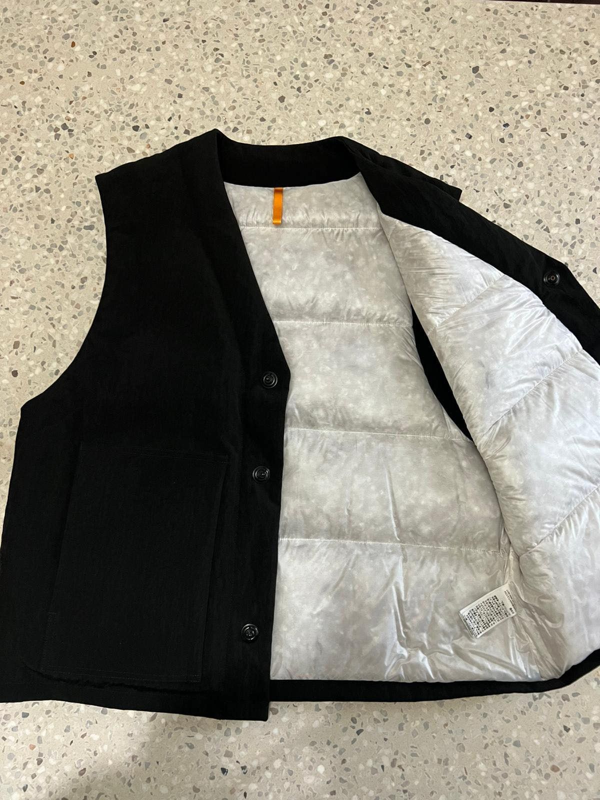 MAN-TLE R9 Down 5 Nylon Vest Size US L / EU 52-54 / 3 - 5 Thumbnail