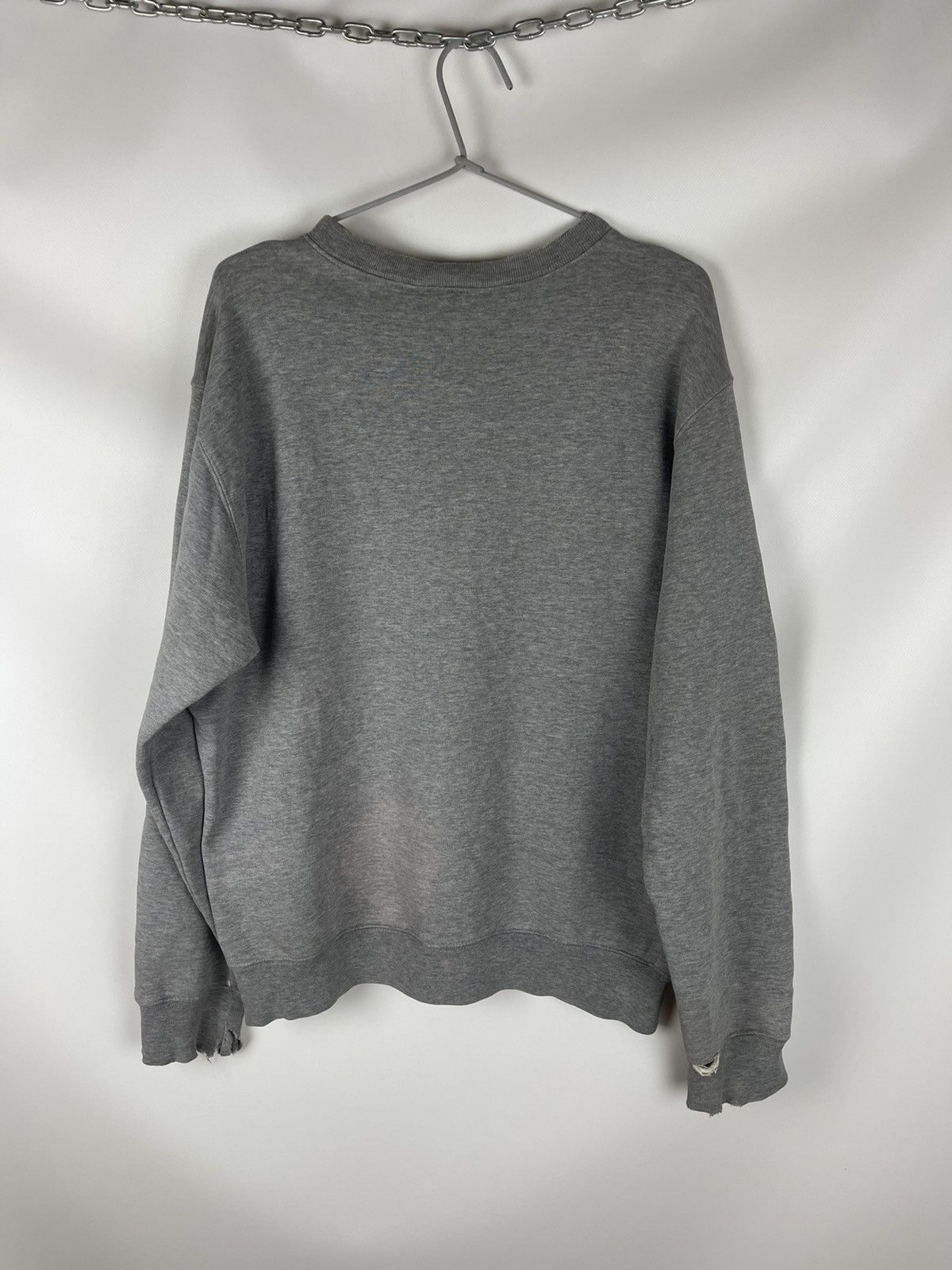 Carhartt × Vintage Carhartt vintage 90s trashed used grey big logo sweatshirt Size US M / EU 48-50 / 2 - 14 Thumbnail