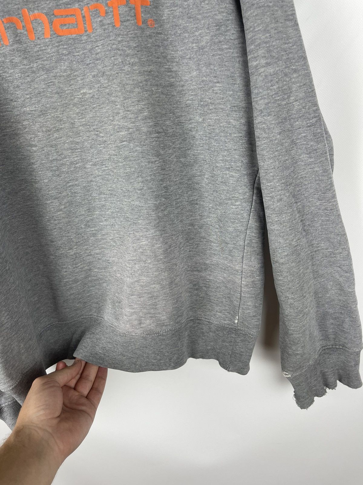 Carhartt × Vintage Carhartt vintage 90s trashed used grey big logo sweatshirt Size US M / EU 48-50 / 2 - 12 Thumbnail