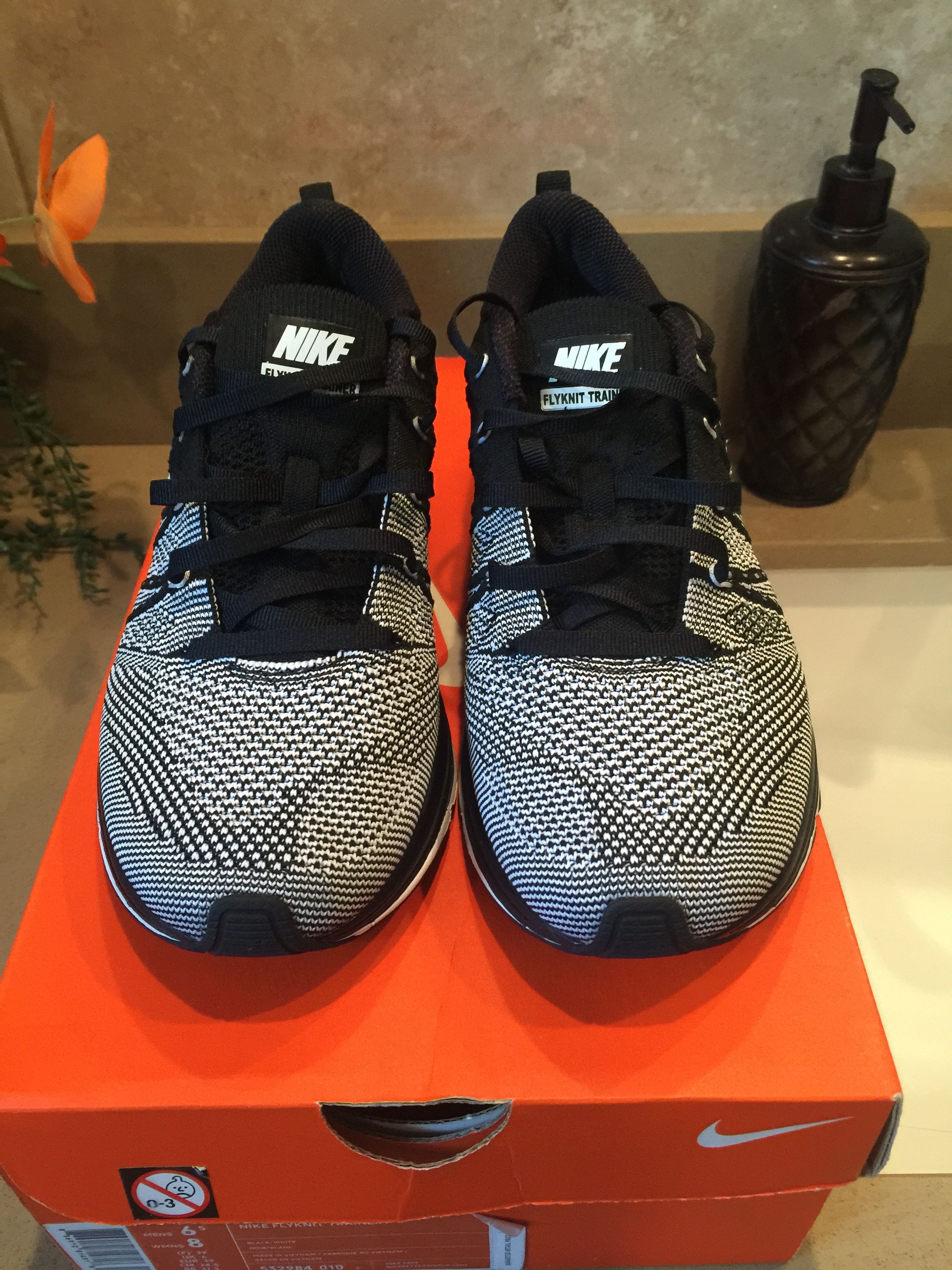 Nike Nike yeknits trainer Grailed