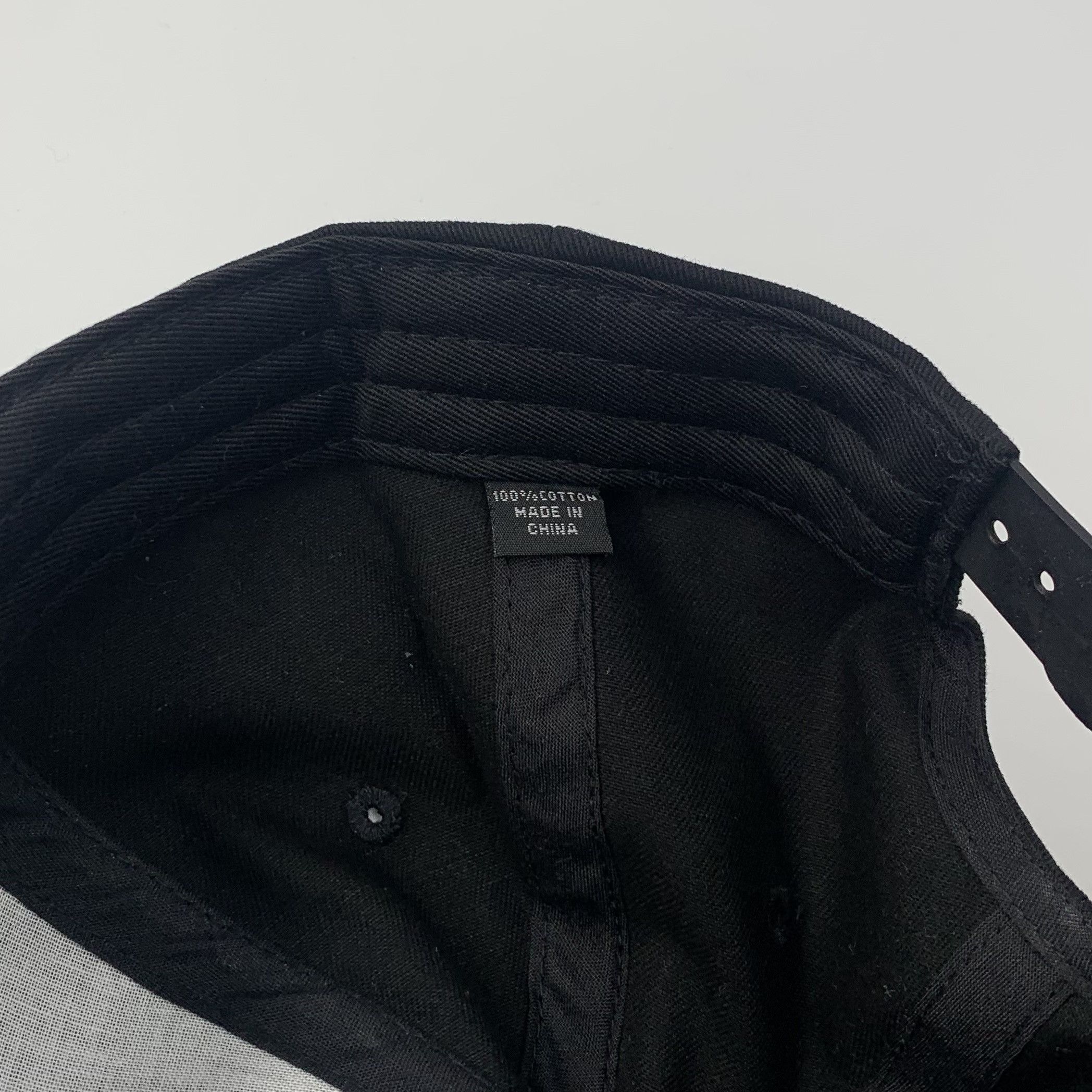 Travis Scott TS BLK AROUND THE WORLD HAT Size ONE SIZE - 3 Thumbnail