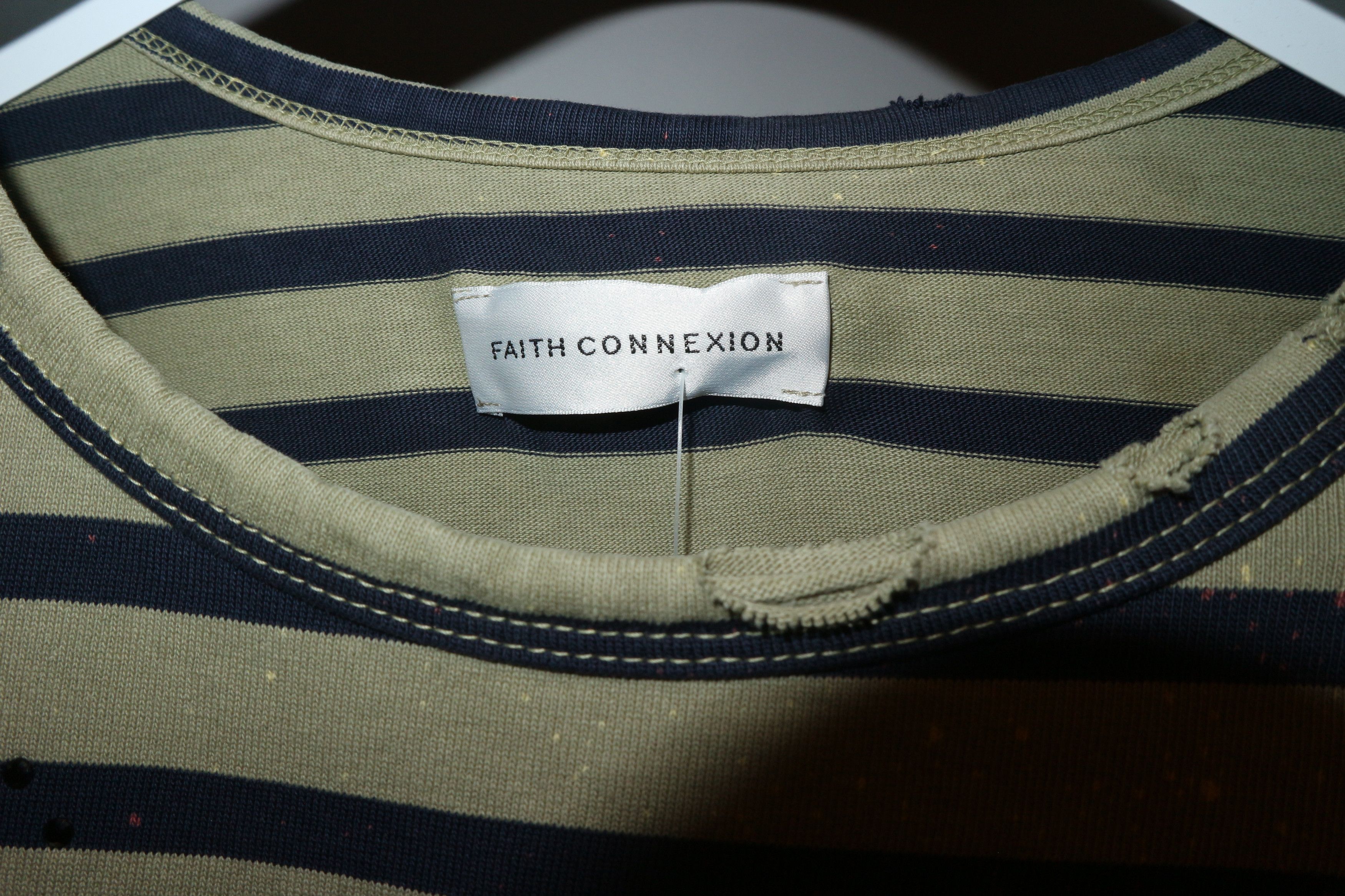 Faith Connexion Crystal embellished bleach sweatshirt Size US M / EU 48-50 / 2 - 3 Thumbnail