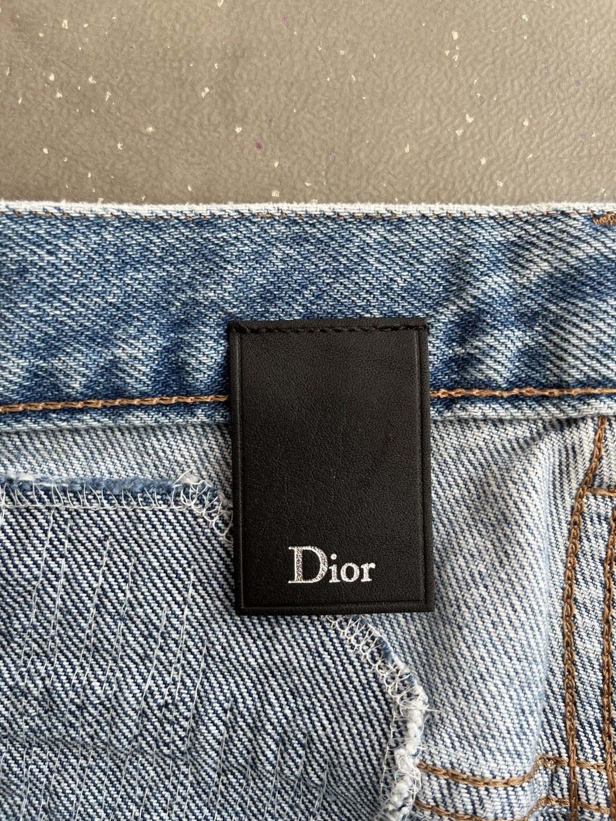 Dior Dior ripped blue jeans Size US 31 - 10 Thumbnail