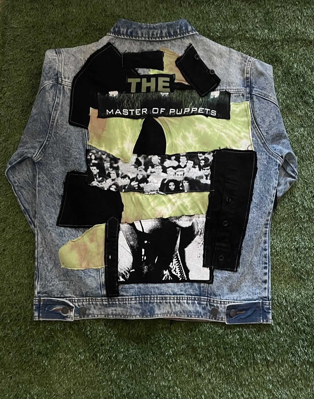Band Tees Light Washed Vintage Custom Metallica Denim Jacket Size US XL / EU 56 / 4 - 2 Thumbnail