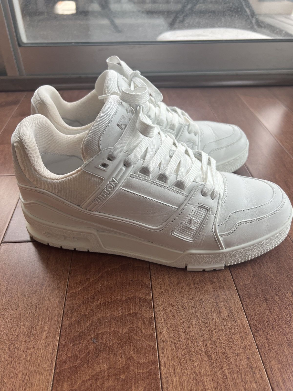 Louis Vuitton LV TRAINER SNEAKER WHITE Size US 8.5 / EU 41-42 - 3 Thumbnail