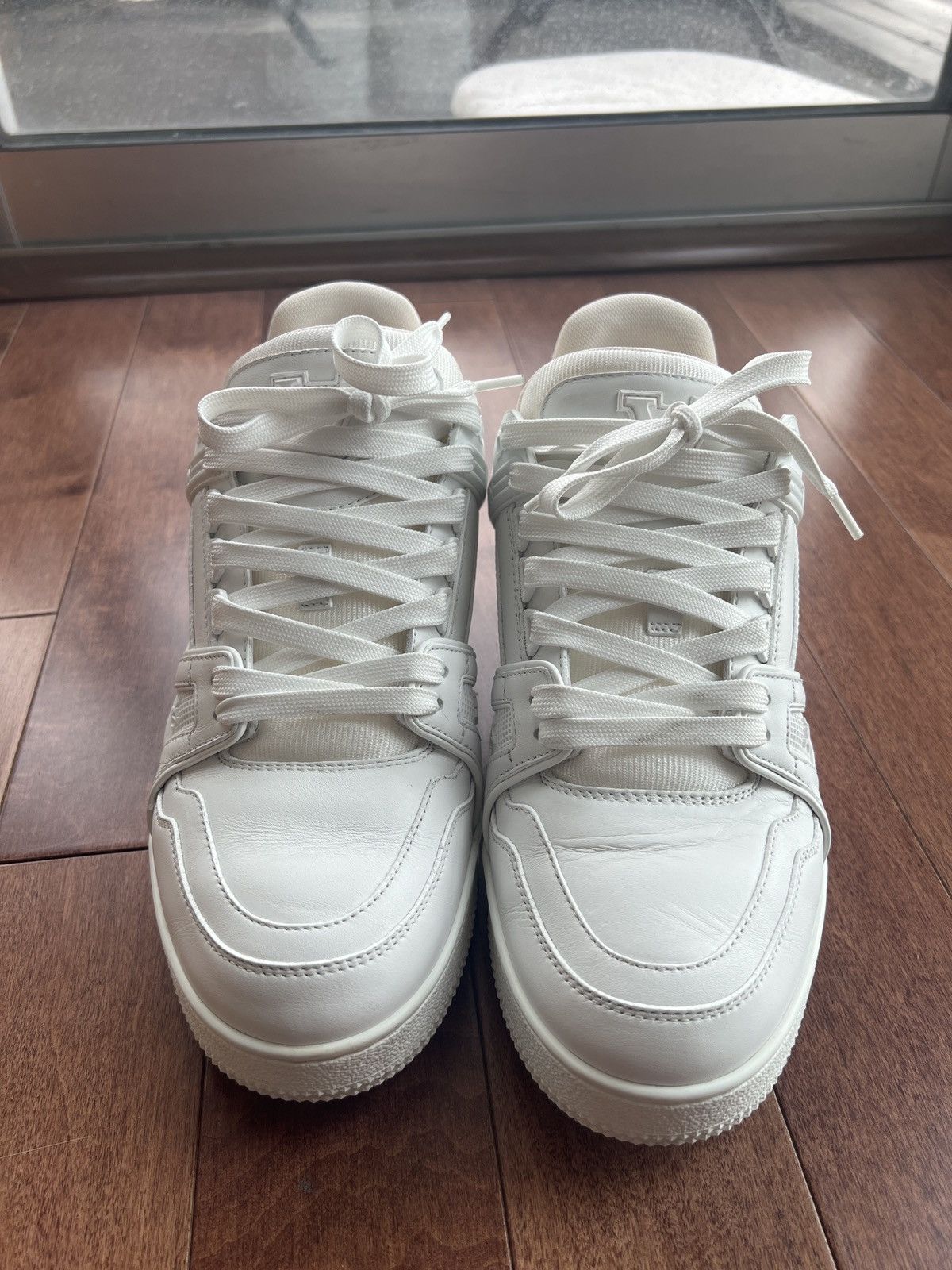 Louis Vuitton LV TRAINER SNEAKER WHITE Size US 8.5 / EU 41-42 - 2 Thumbnail