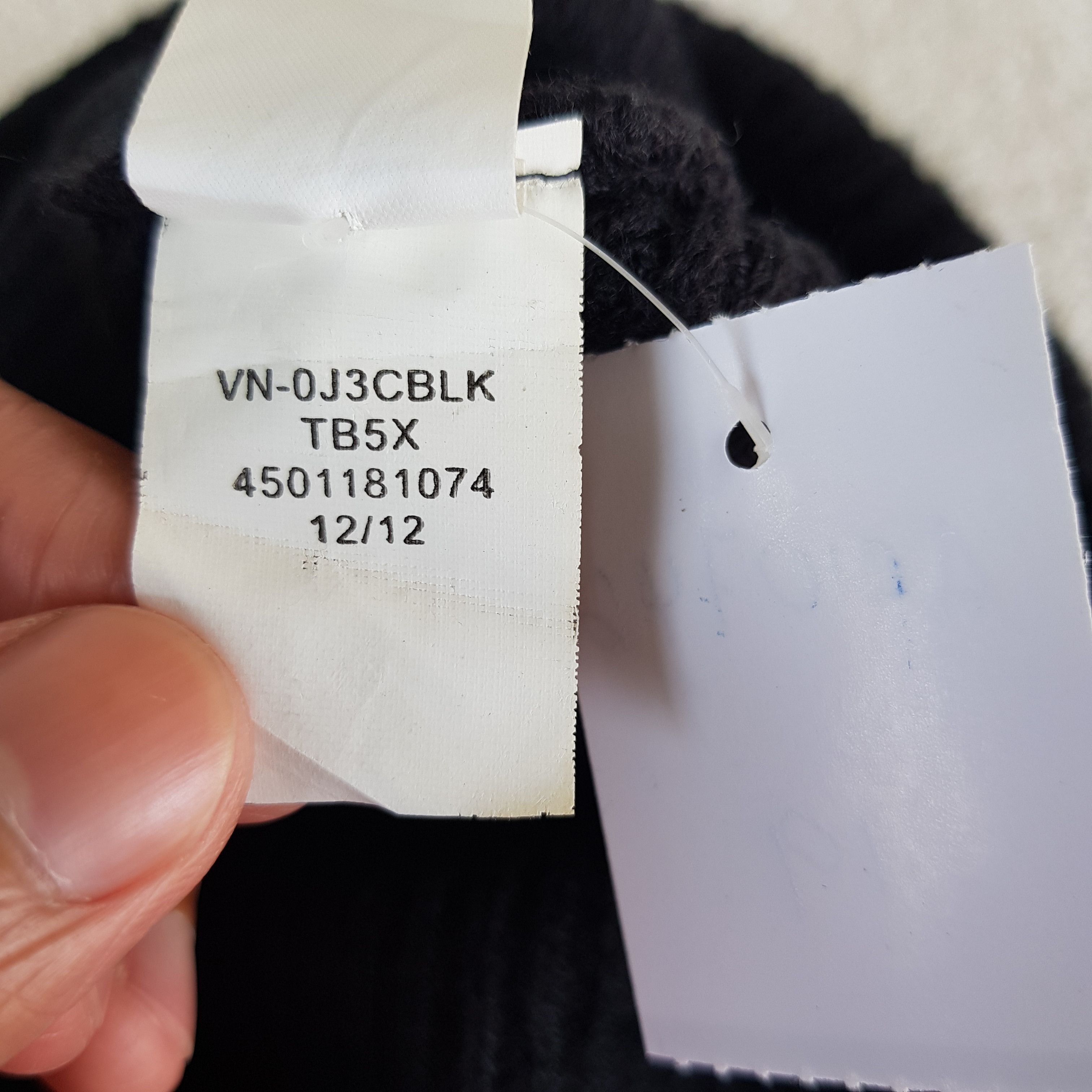 Vans Vans Off The Wall Beanie Snow Cap Hats - AC10746. Size ONE SIZE - 8 Thumbnail