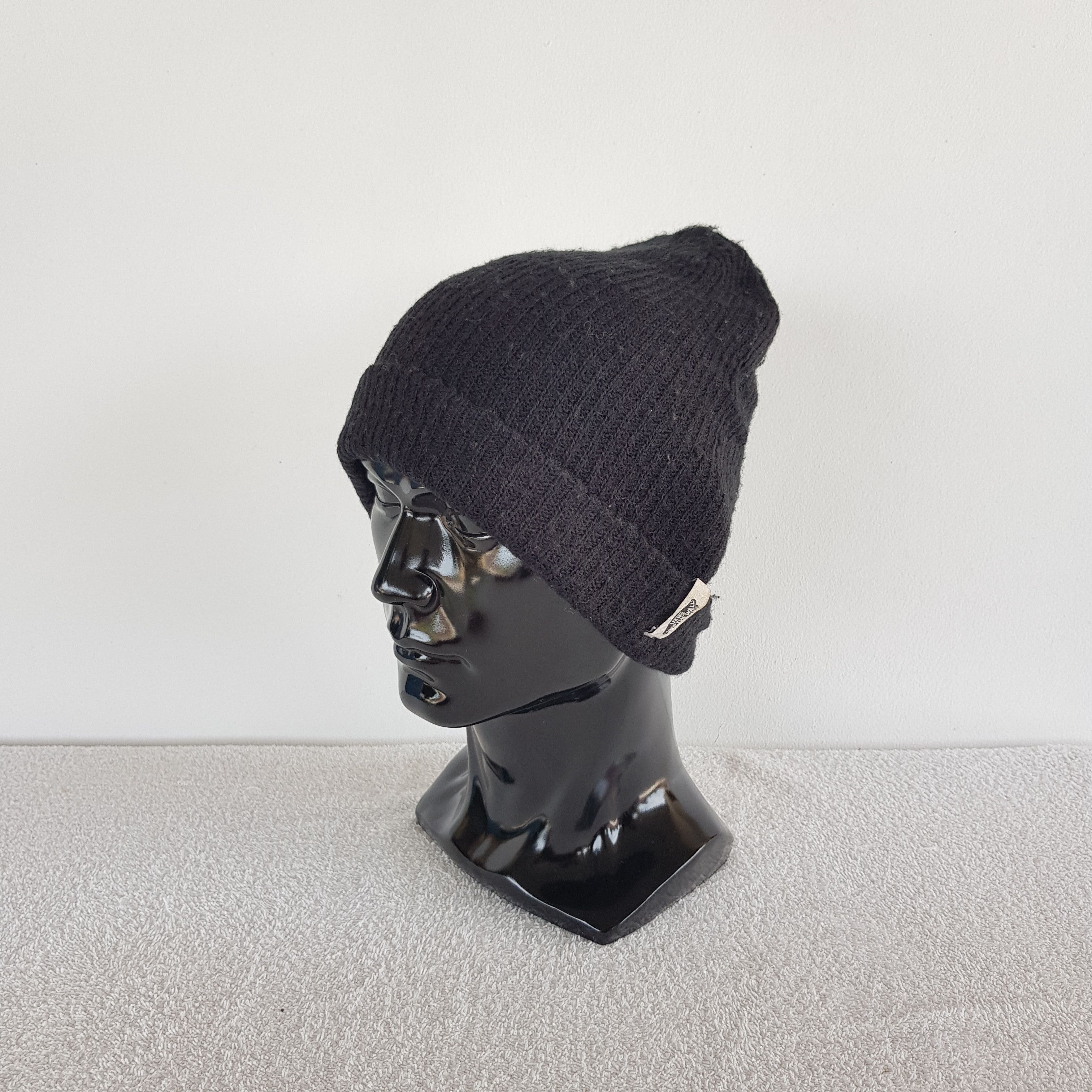 Vans Vans Off The Wall Beanie Snow Cap Hats - AC10746. Size ONE SIZE - 1 Thumbnail