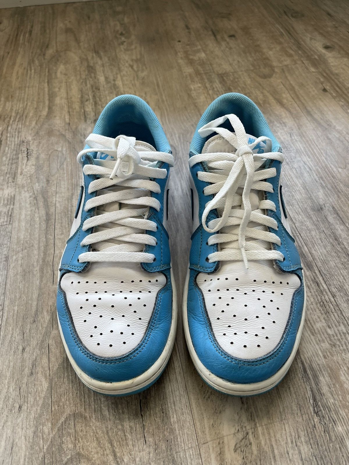image of Eric Koston X Air Jordan 1 Low Sb Powder Blue Shoes, Men's (Size 10)