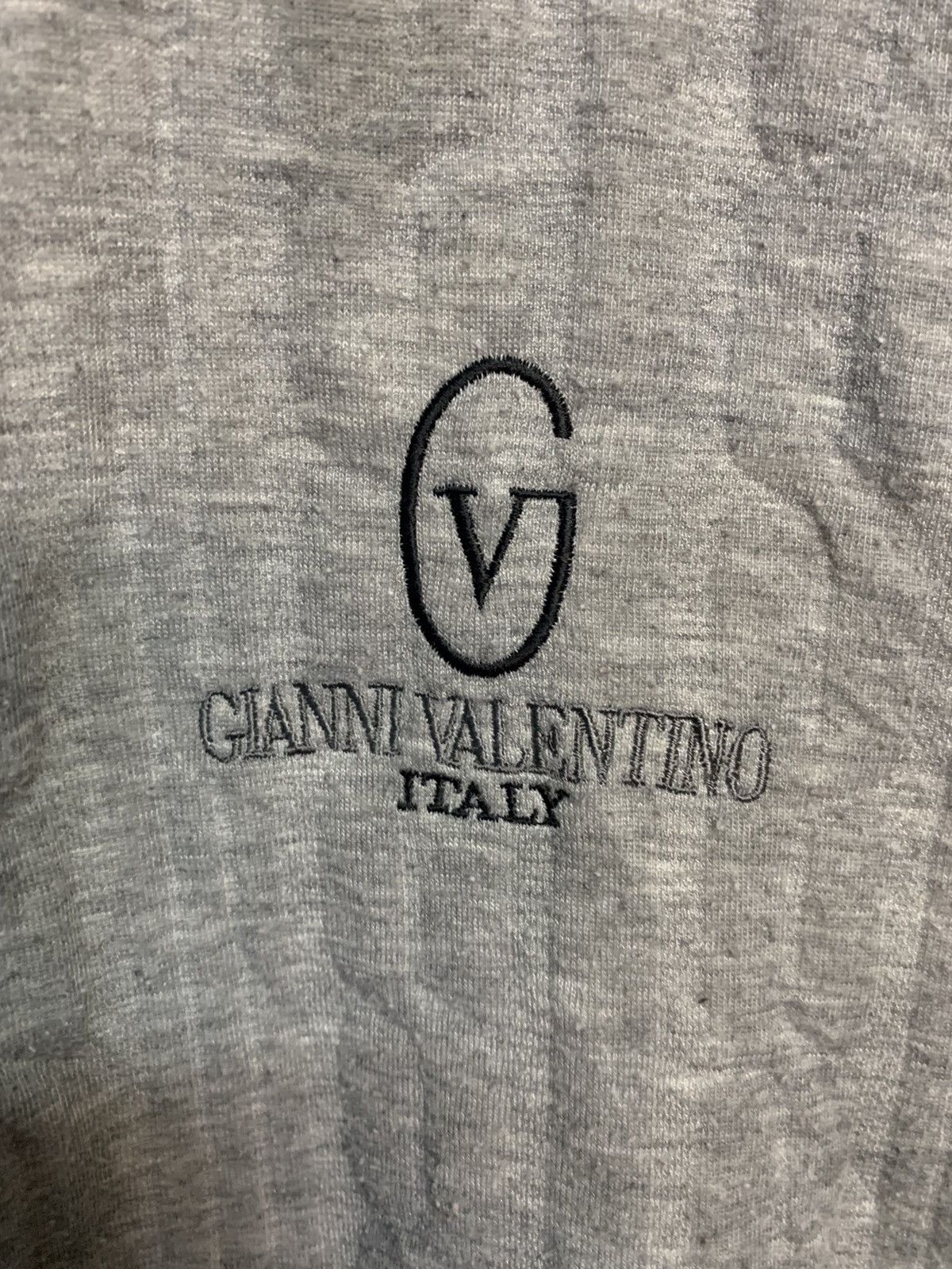 Vintage Vintage Embroidered Gianni Valentino Sweatshirt Size US XXL / EU 58 / 5 - 4 Thumbnail