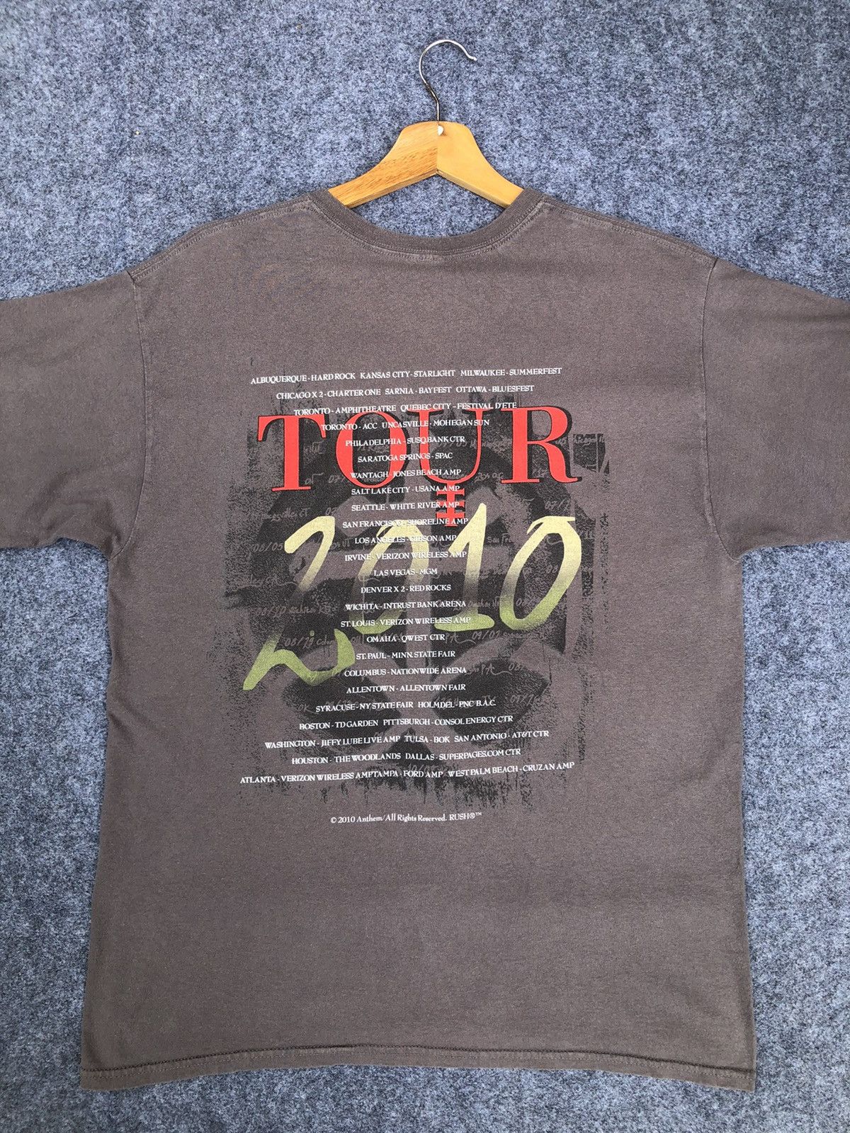 Band Tees SUN FADED🔥Rare🔥Vtg RUSH Band Time Machine Tour Tee Size US XL / EU 56 / 4 - 4 Thumbnail