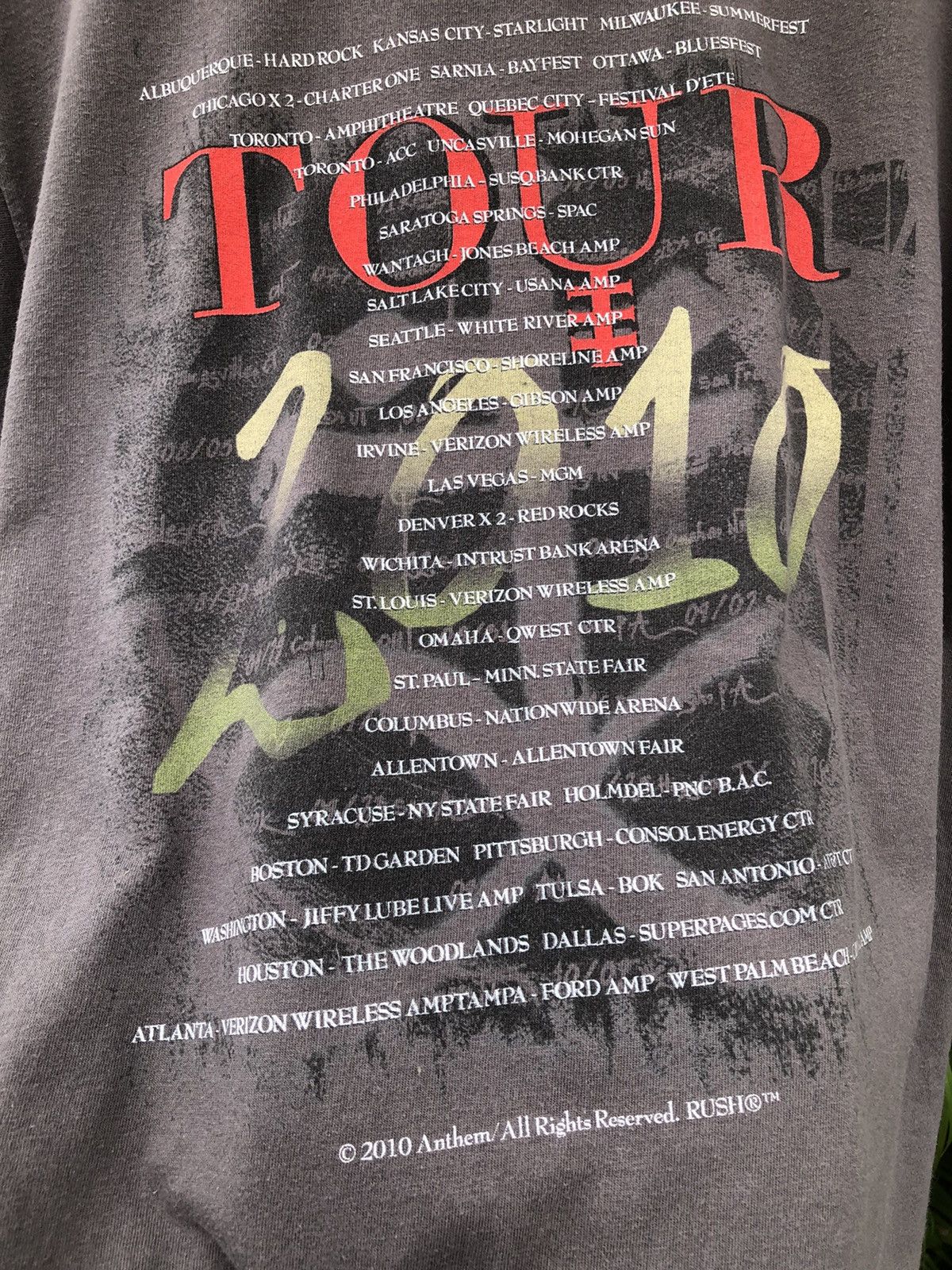 Band Tees SUN FADED🔥Rare🔥Vtg RUSH Band Time Machine Tour Tee Size US XL / EU 56 / 4 - 6 Thumbnail
