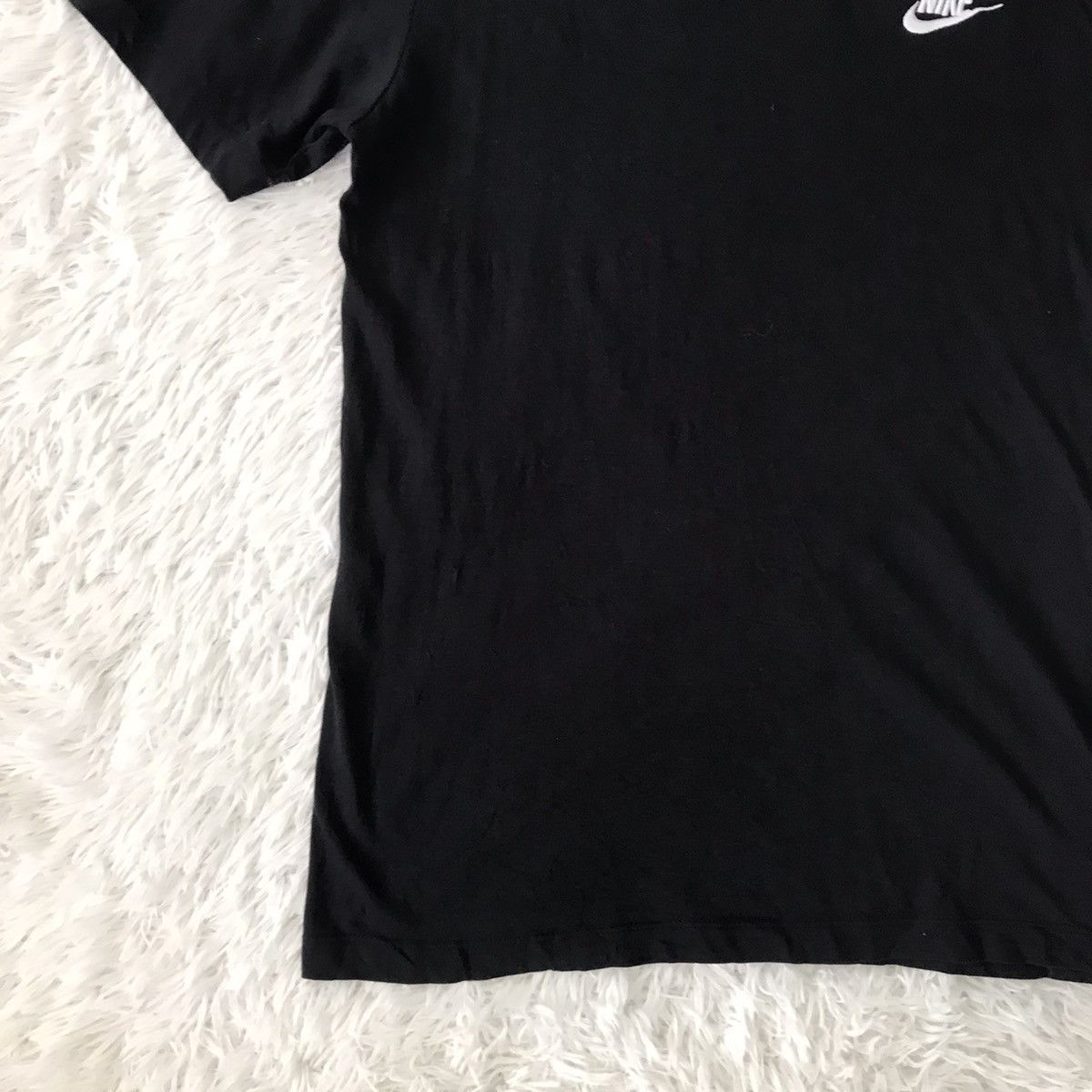 Nike 💥Steals💥Nike Tee Size US M / EU 48-50 / 2 - 3 Thumbnail