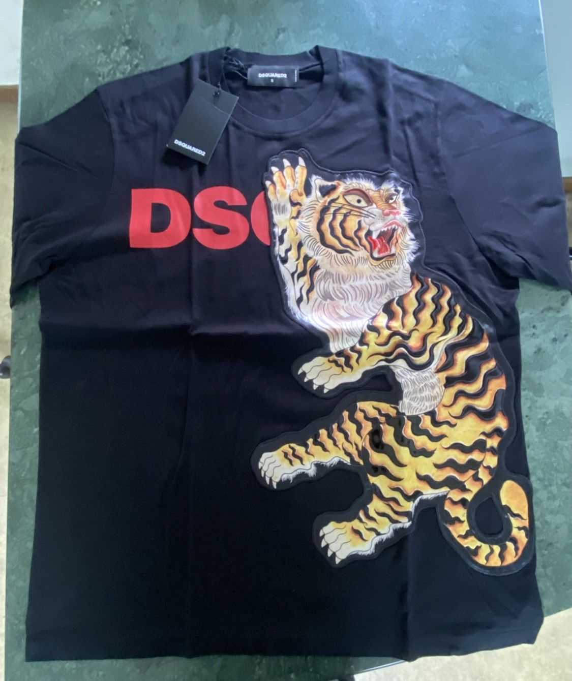 Dsquared2 Dsquared2 T-shirt tshirt tiger patch NWT RARE Size US S / EU 44-46 / 1 - 1 Thumbnail