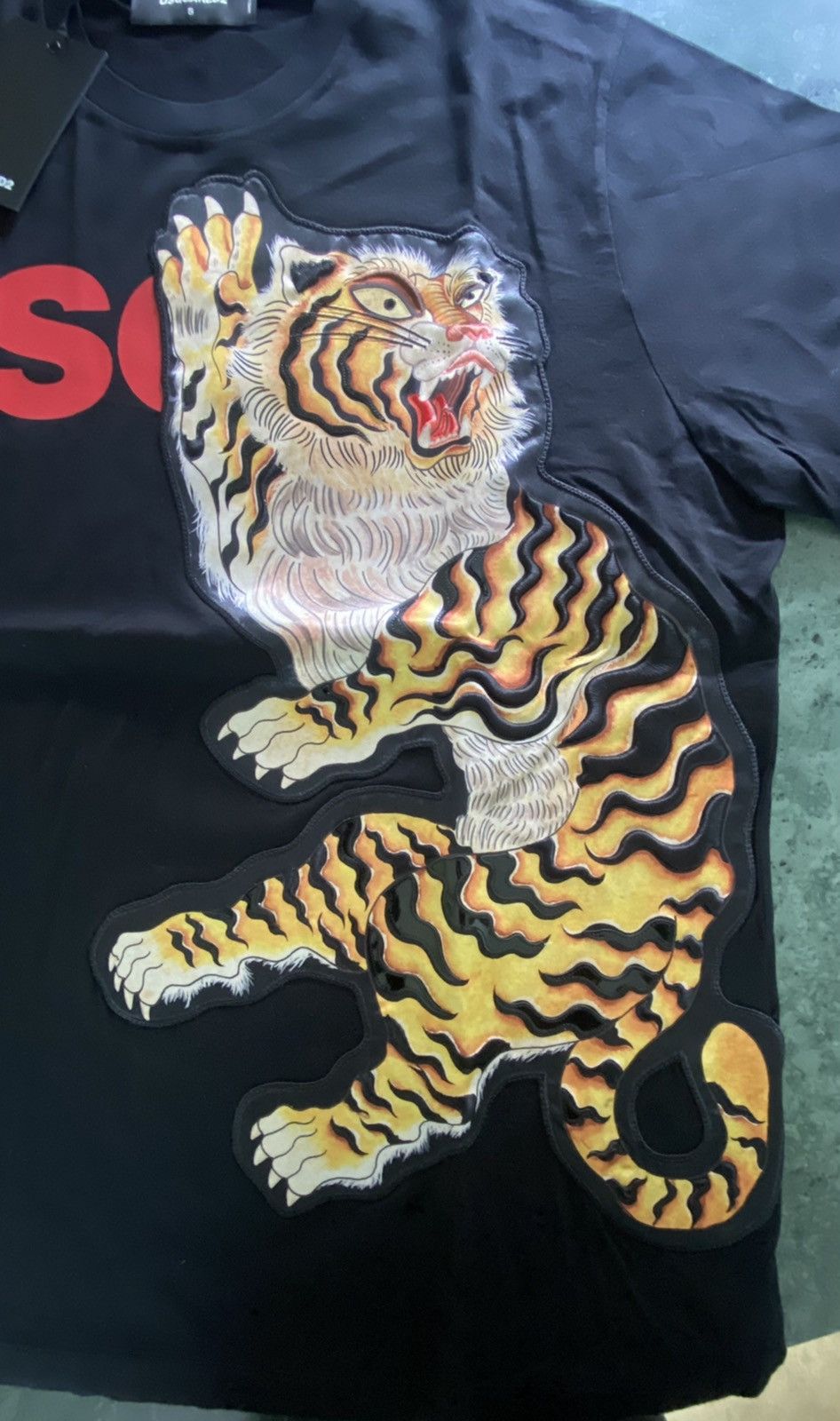 Dsquared2 Dsquared2 T-shirt tshirt tiger patch NWT RARE Size US S / EU 44-46 / 1 - 2 Thumbnail