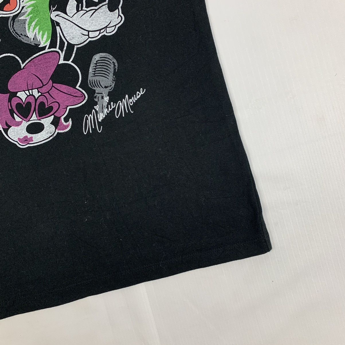 Disney Vintage Disney Tokyo Mickey Mouse Parody Kiss Band Tshirt Size US M / EU 48-50 / 2 - 6 Thumbnail